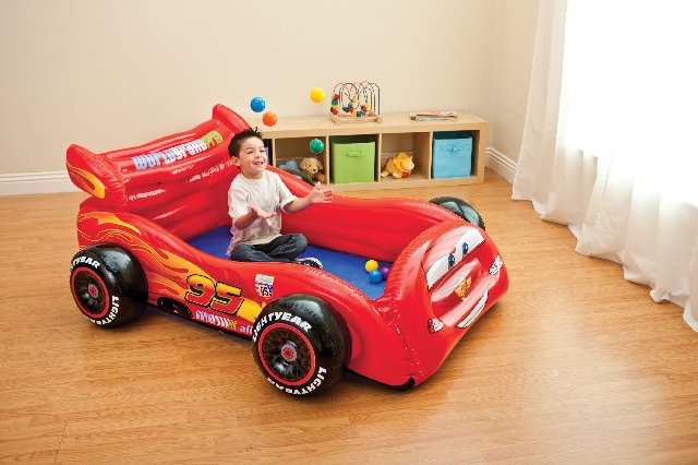 เตียงเล่นเป่าลม Intex Disney Pixars Cars