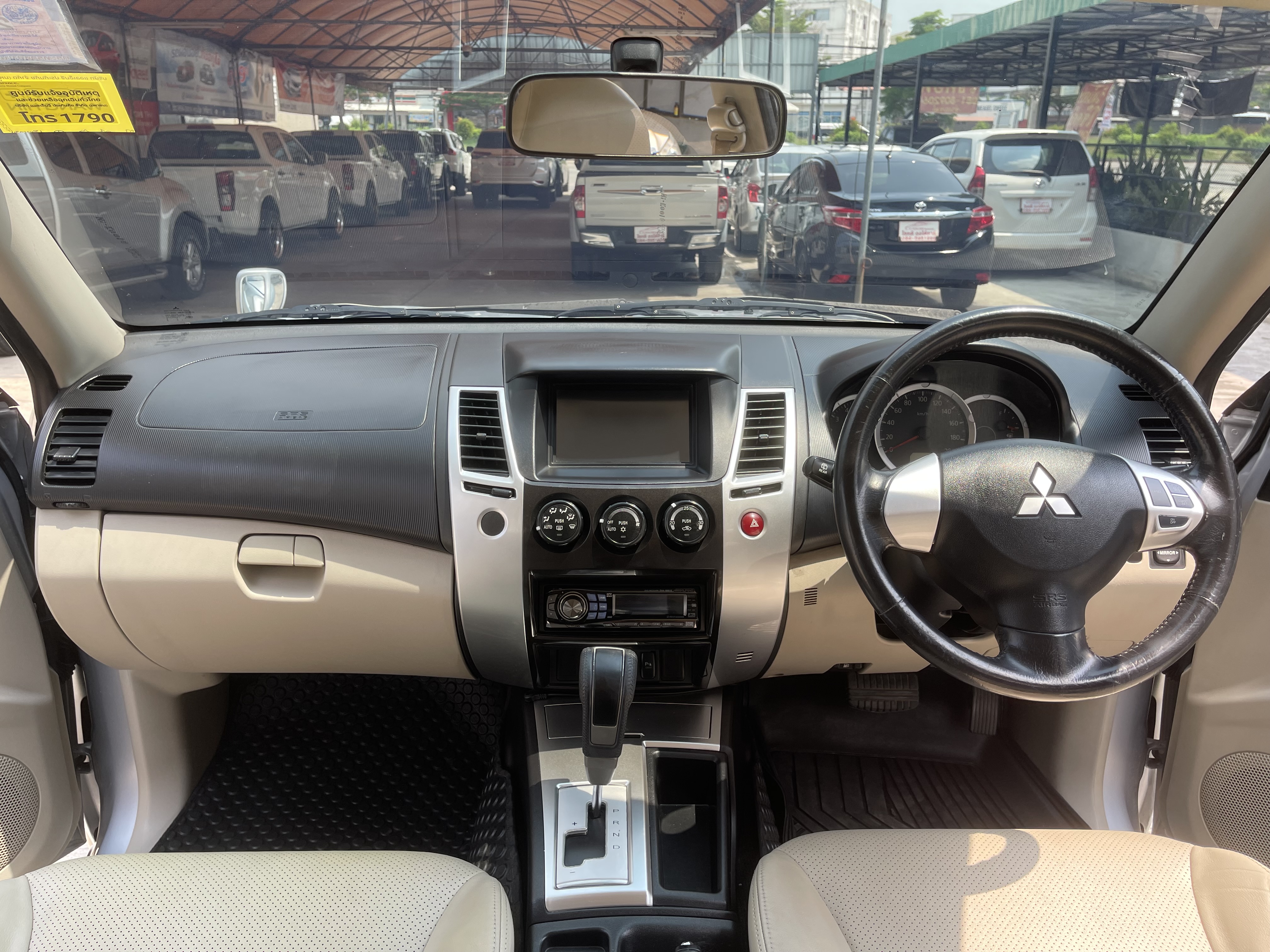 Mitsubishi Pajero Sport 2.5 GT 2WD At 2011 เงิน