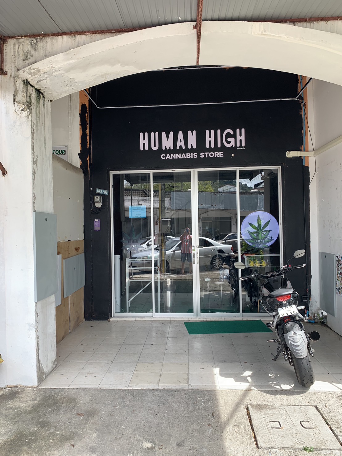 For Sale : Phuket Town, 4-Storey Commercial Builing, 3 Bathrooms, 15 Sqw.