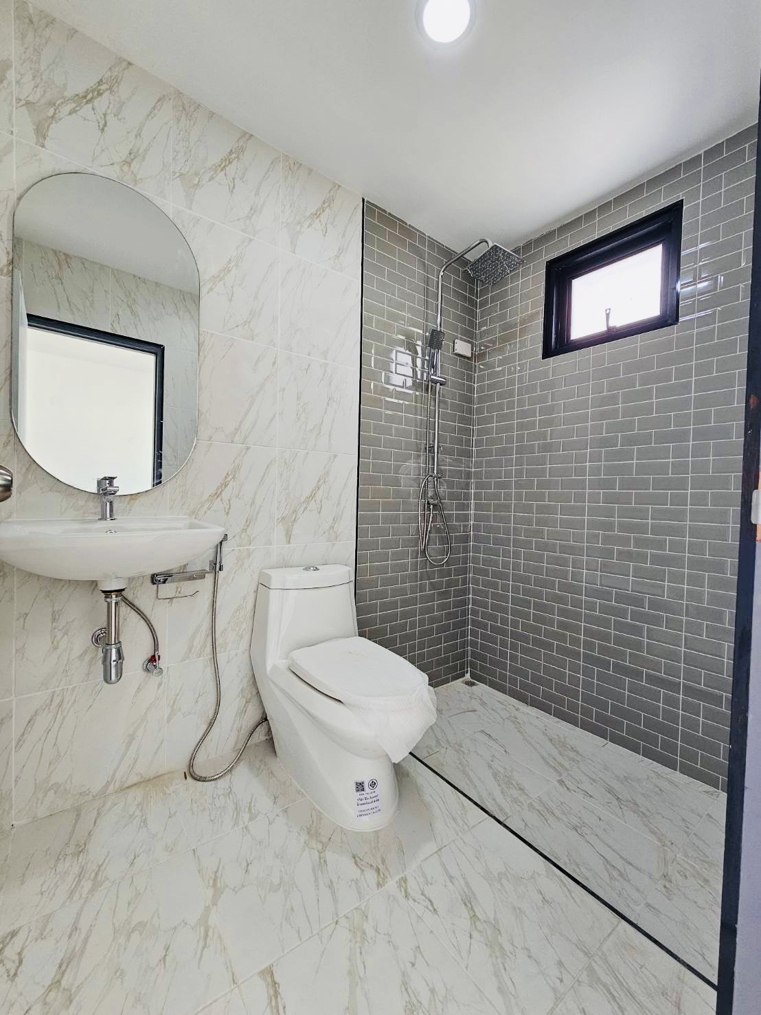 For Sale : Pasak, Luxury townhome, English style, 2 Bedrooms 1 Bathrooms