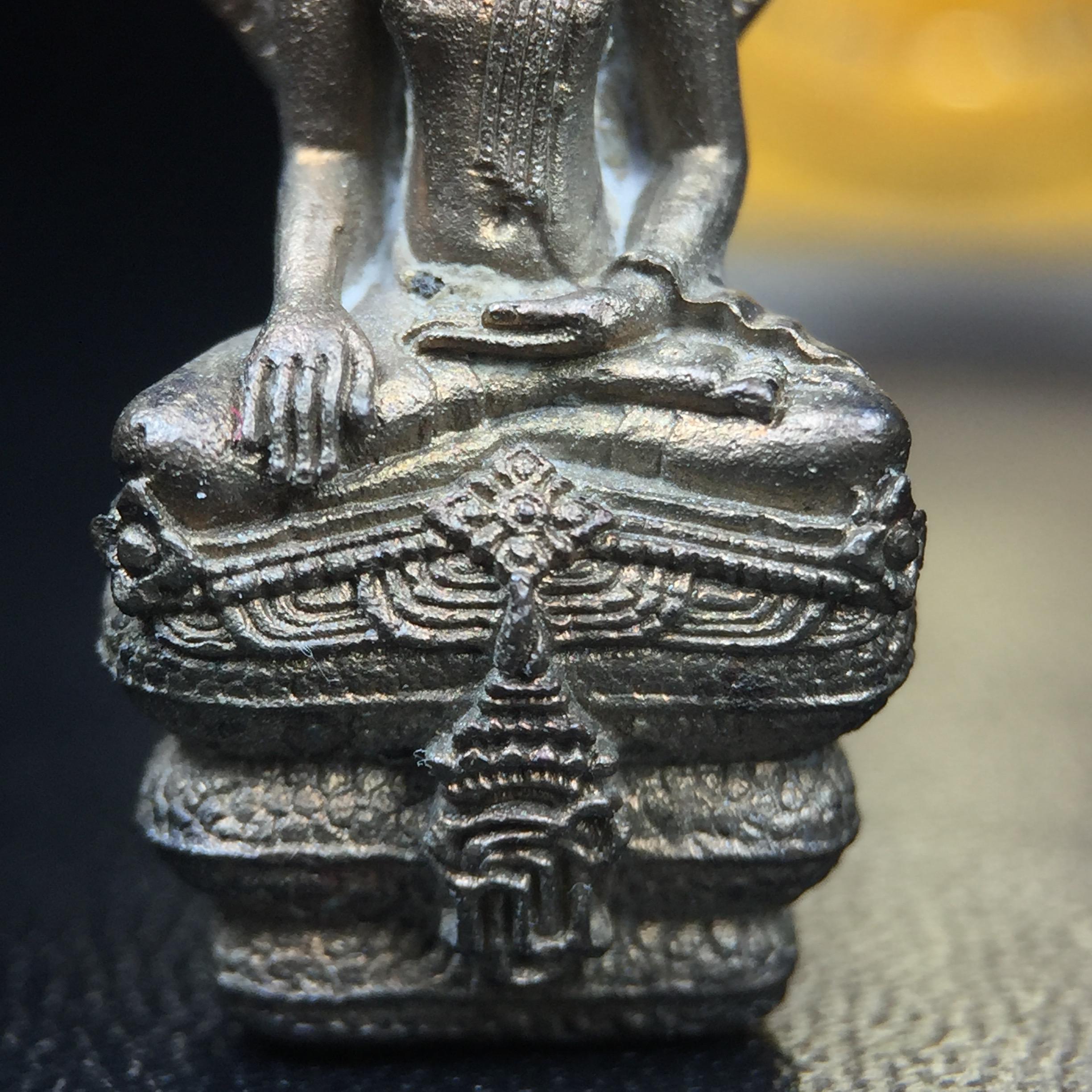 พระพุทธรูปนาคปรกปางมารวิชัย สธ. เนื่องวโรกาสสมเด็จพระเทพรัตนราชสุดาฯ ทรงเจริญพระชนมายุครบ 3 รอบ ปี2534 พระกริ่งนวโลหะ พิธีพุทธาภิเษก ณ วัดบวรนิเวศวิหาร โดยมีสมเด็จพระญาณสังวร สมเด็จพระสังฆราชเป็นองค์ประธาน(พิธีใหญ่ มวลสารดี พุทธศิลป์งดงาม)