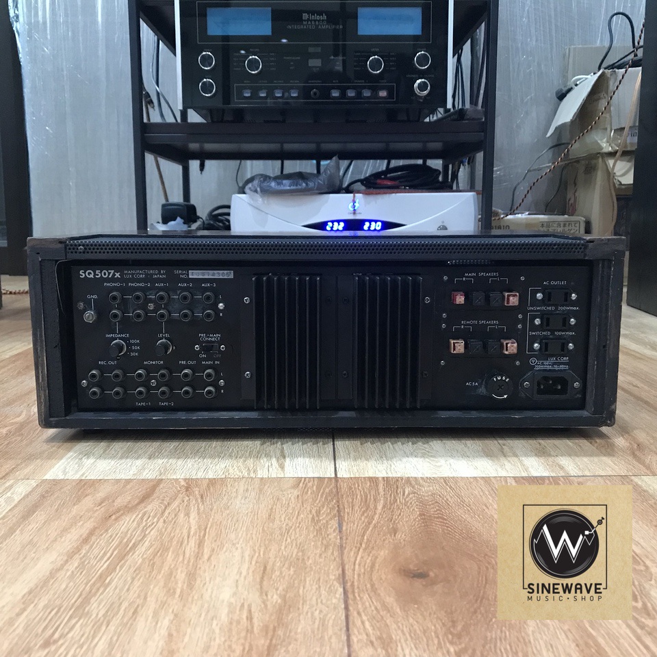 Integrated Amp ยี่ห้อ Luxman รุ่น SQ-507X (Made in Japan) ไฟ 220Volts