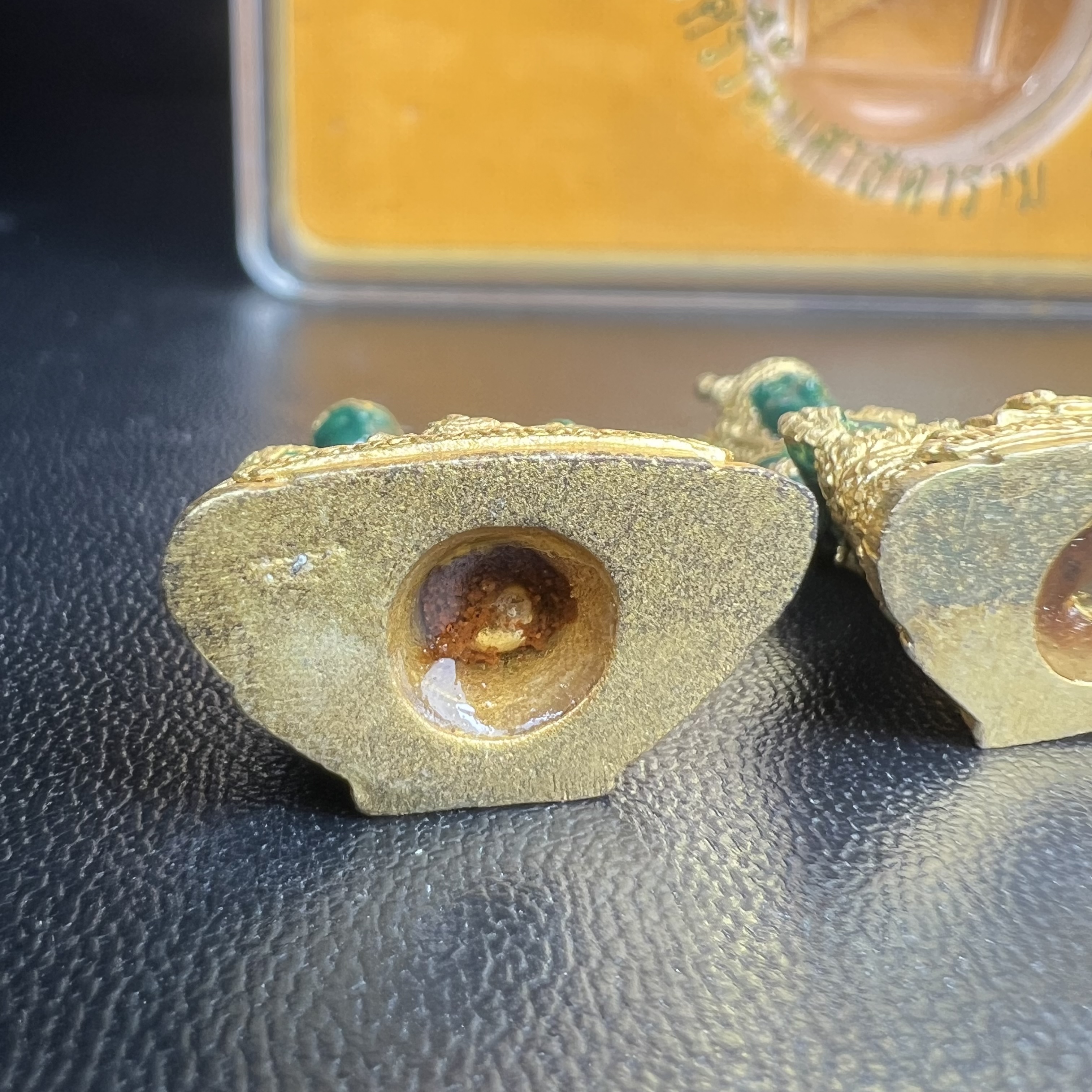 พระพุทธมหามณีรัตนปฏิมากร(พระแก้วมรกต) วัดพระศรีรัตนศาสดาราม สำนักพระราชวัง จัดสร้าง ชุด3 ฤดู ร้อน ฝน หนาว(บรรจุมวลสารใต้ฐาน)