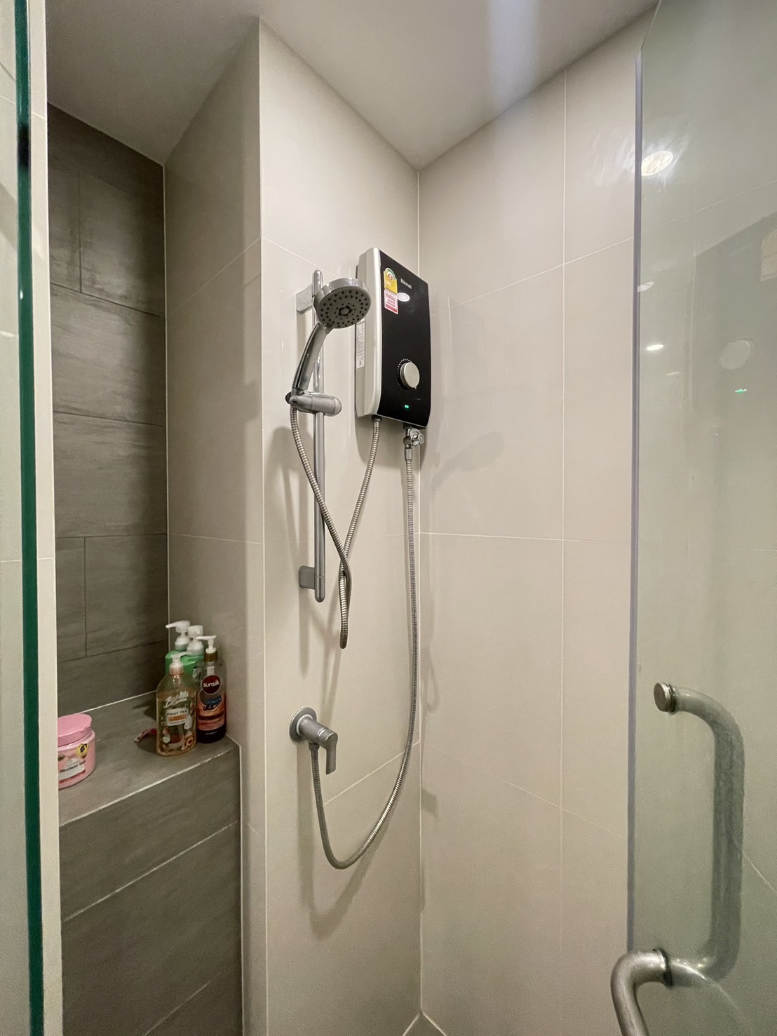 For Rent : Wichit, Condominium near Central Phuket, 1 bedroom 1 bathroom, 4th flr.