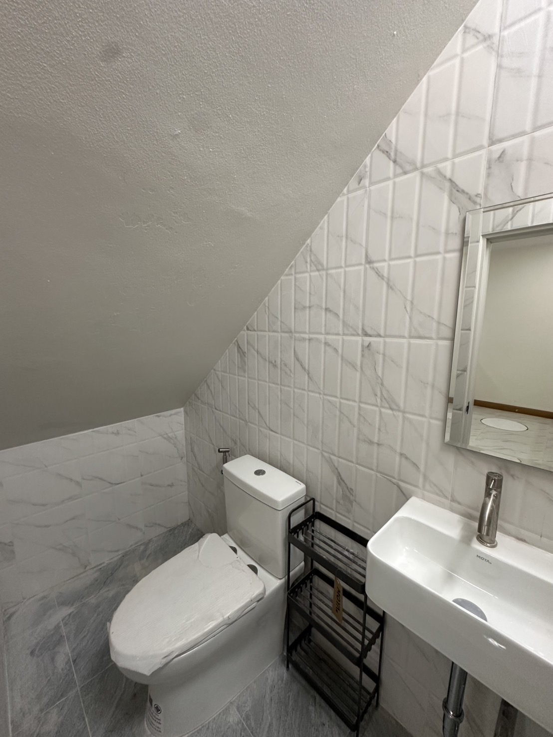 For Sales : Thalang, 2-Story Townhouse @Ban Khai, 2 Bedrooms 2 Bathrooms