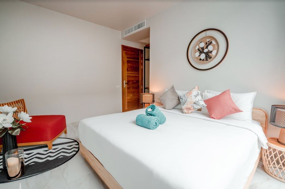 For Sale : Nai Harn, Luxury New Pool Villa, 4 Bedrooms 4 Bathrooms, Garden view.