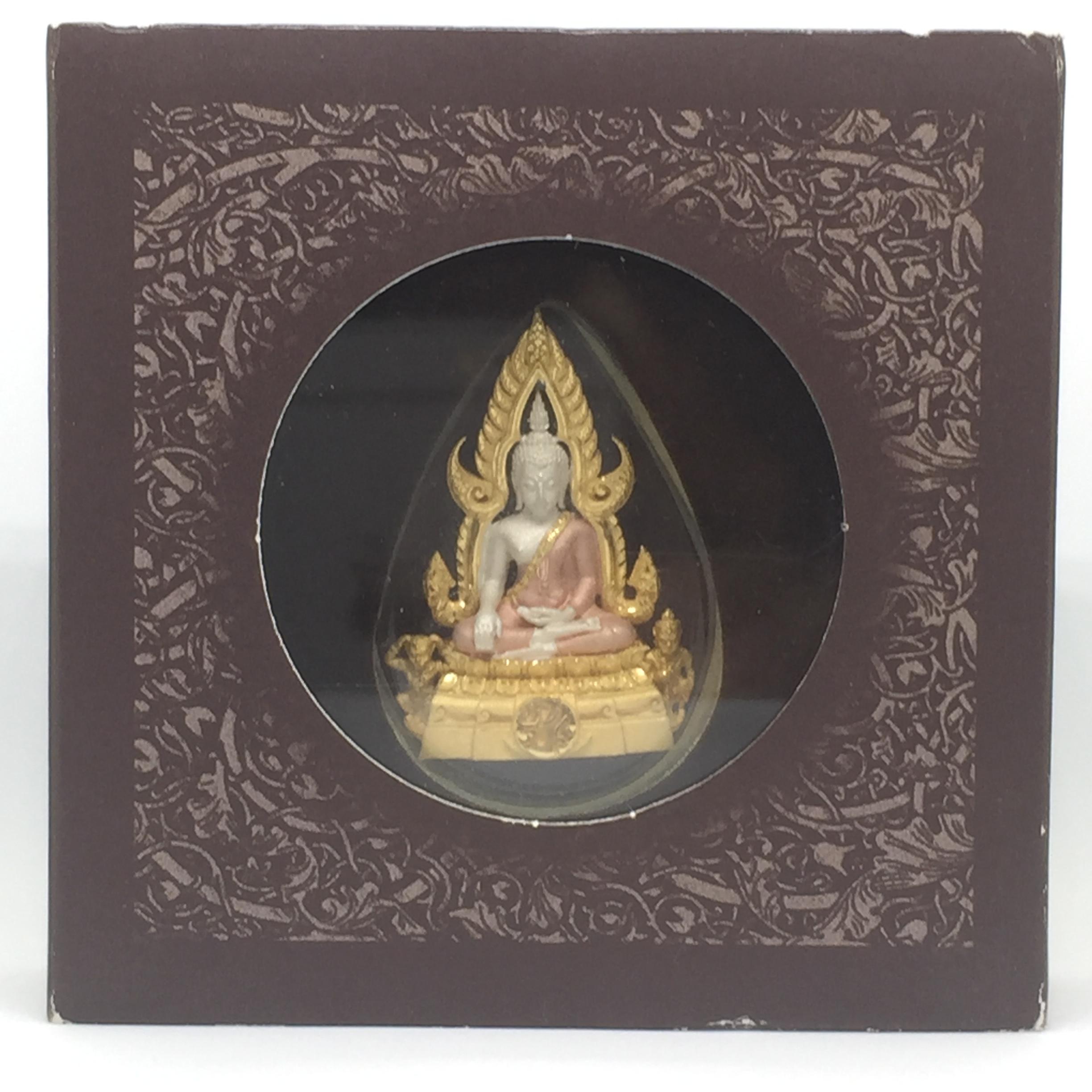 พระพุทธชินราช ภปร โครงการ "เพราะแผ่นดินนี้ คือ แผ่นดินเกิด"ปี2548 เนื้อสามกษัตริย์ ขนาด1/2 นิ้ว