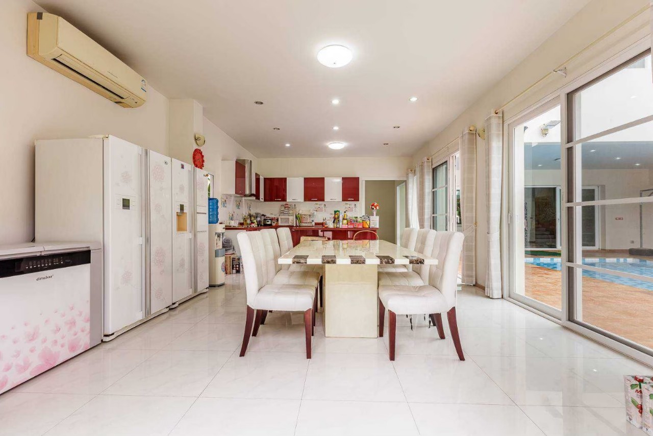 For Sale : Phuket Boat lagoon 4 Bedrooms 4 Bathrooms 163 SQ.W