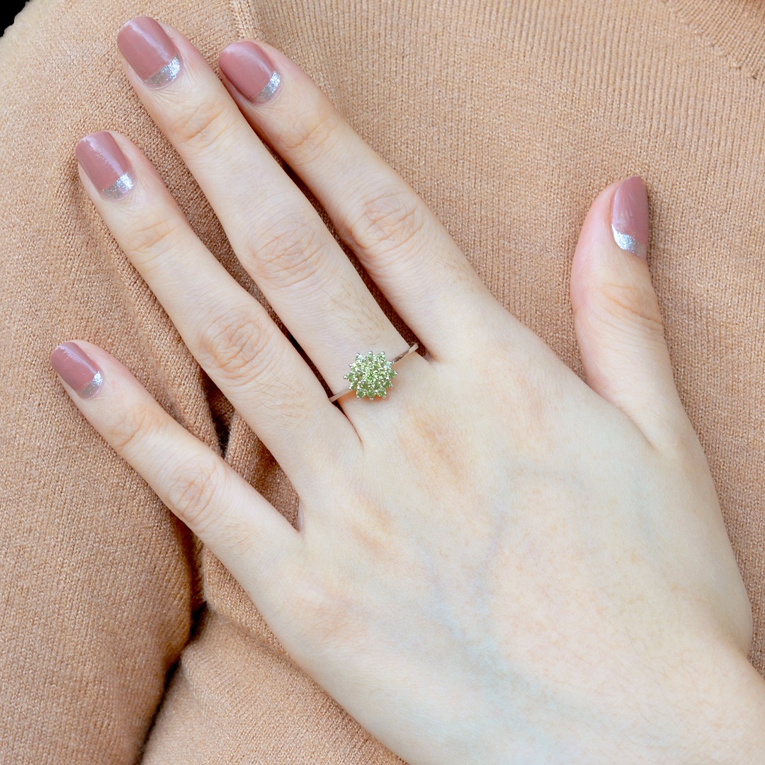 แหวนดอกพิกุล แหวนพลอยแท้ Gemstone flower rings