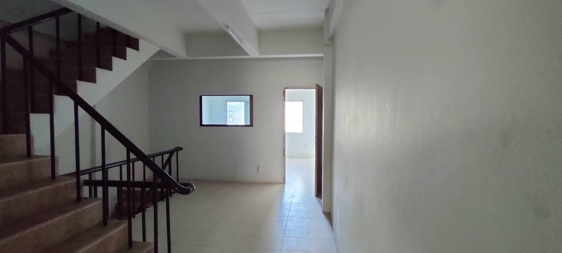 For Sale : Phuket Town, 4-Storey Commercial Builing, 3 Bathrooms, 15 Sqw.