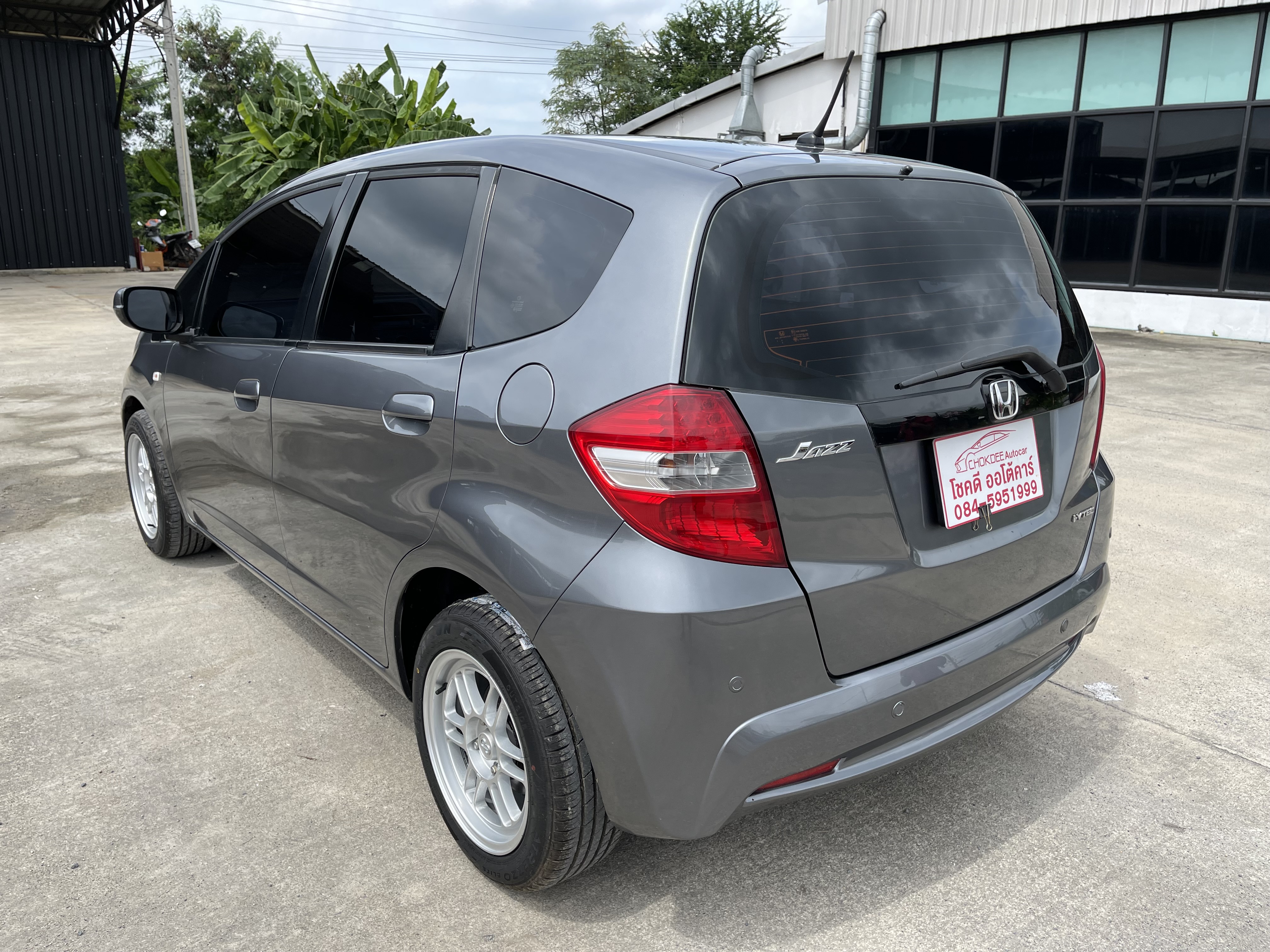 Honda Jazz 1.5 V At 2014 เทา
