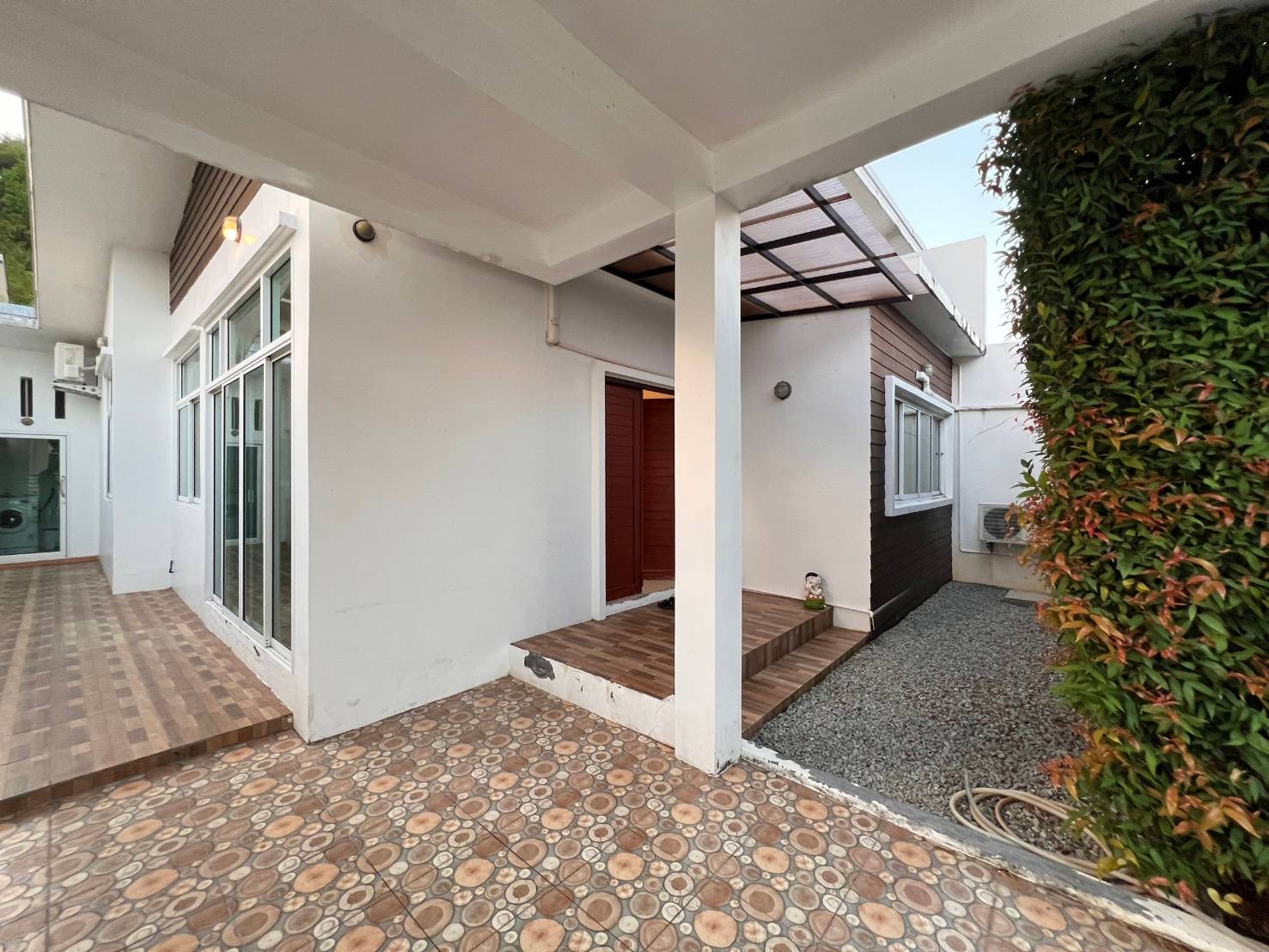 For Rent : Chalong, One-story townhome, 2 bedrooms 2 bathrooms