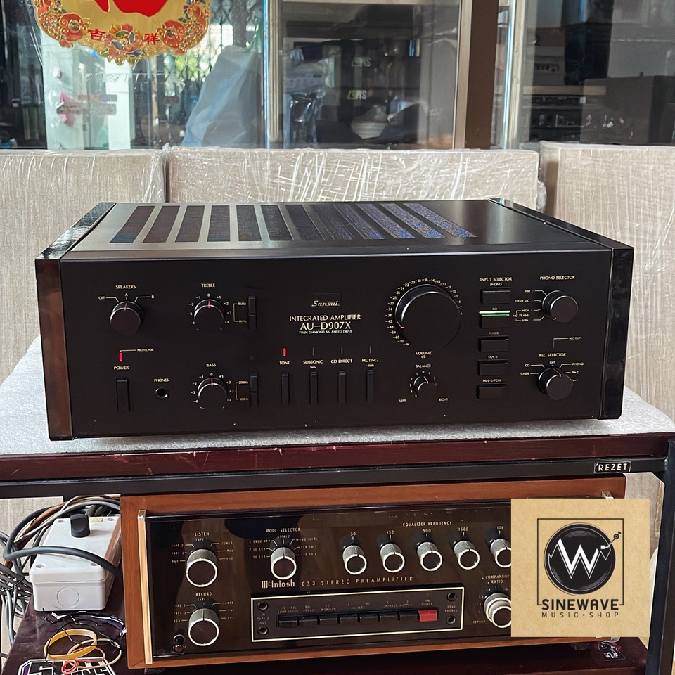 Integrated Amp ยี่ห้อ Sansui รุ่น AU-D907X (Made in Japan)