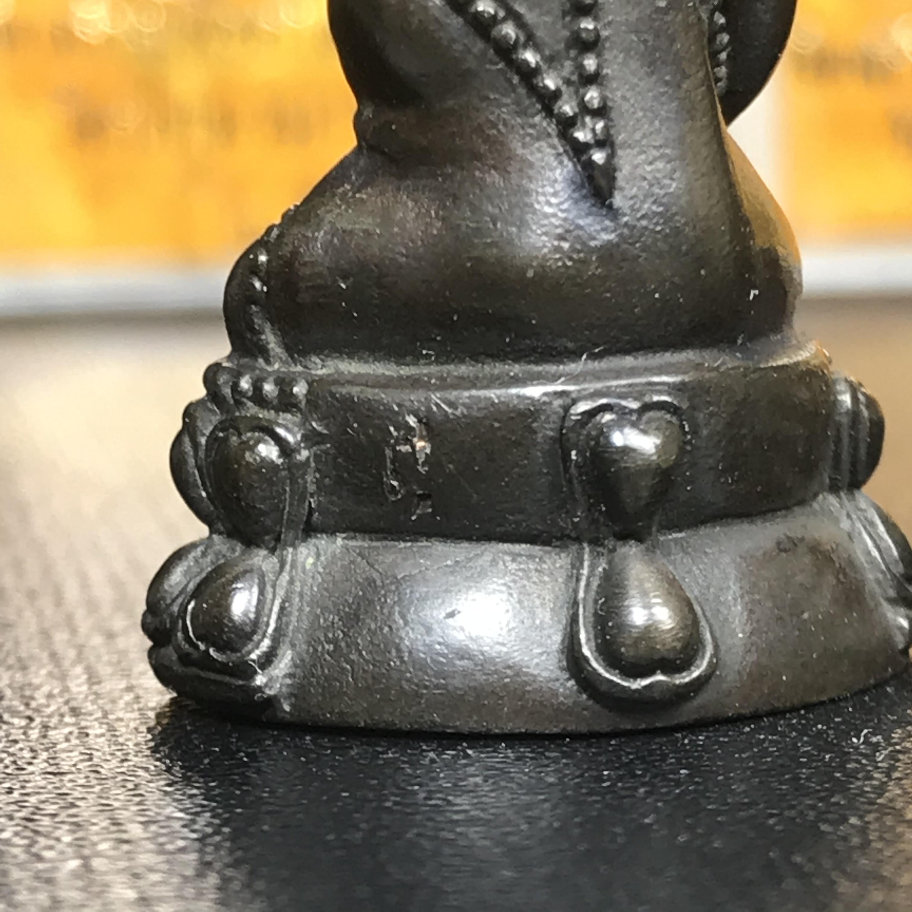 พระกริ่งนวปทุม ภปร.-พระชัยวัฒน์นวปทุม ภปร.-พระกริ่งไพรีพินาศ ภปร. รุ่นแรก วัดปทุมวนาราม ครบชุดเนื้อนวโลหะ ปี2535(ในหลวงรัชกาลที่9เสด็จเททอง)(1ใน3000ชุด)หายาก