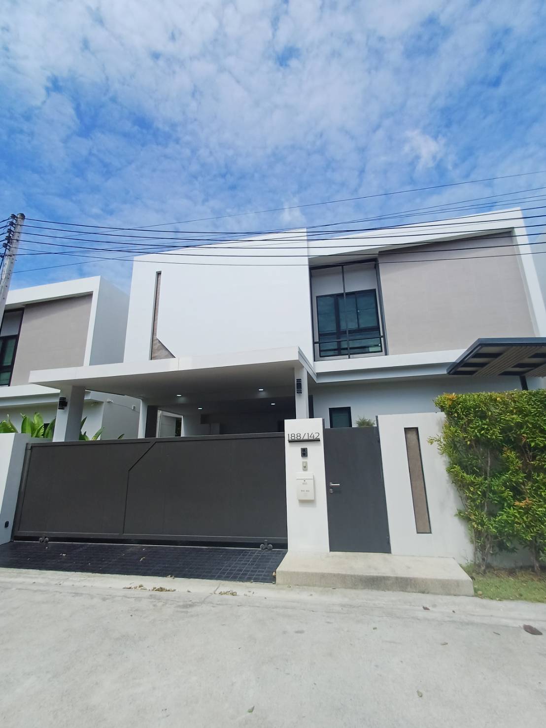 For Rent : Kohkaew, Modern style private pool villa, 4 Bedrooms 4 Bathrooms
