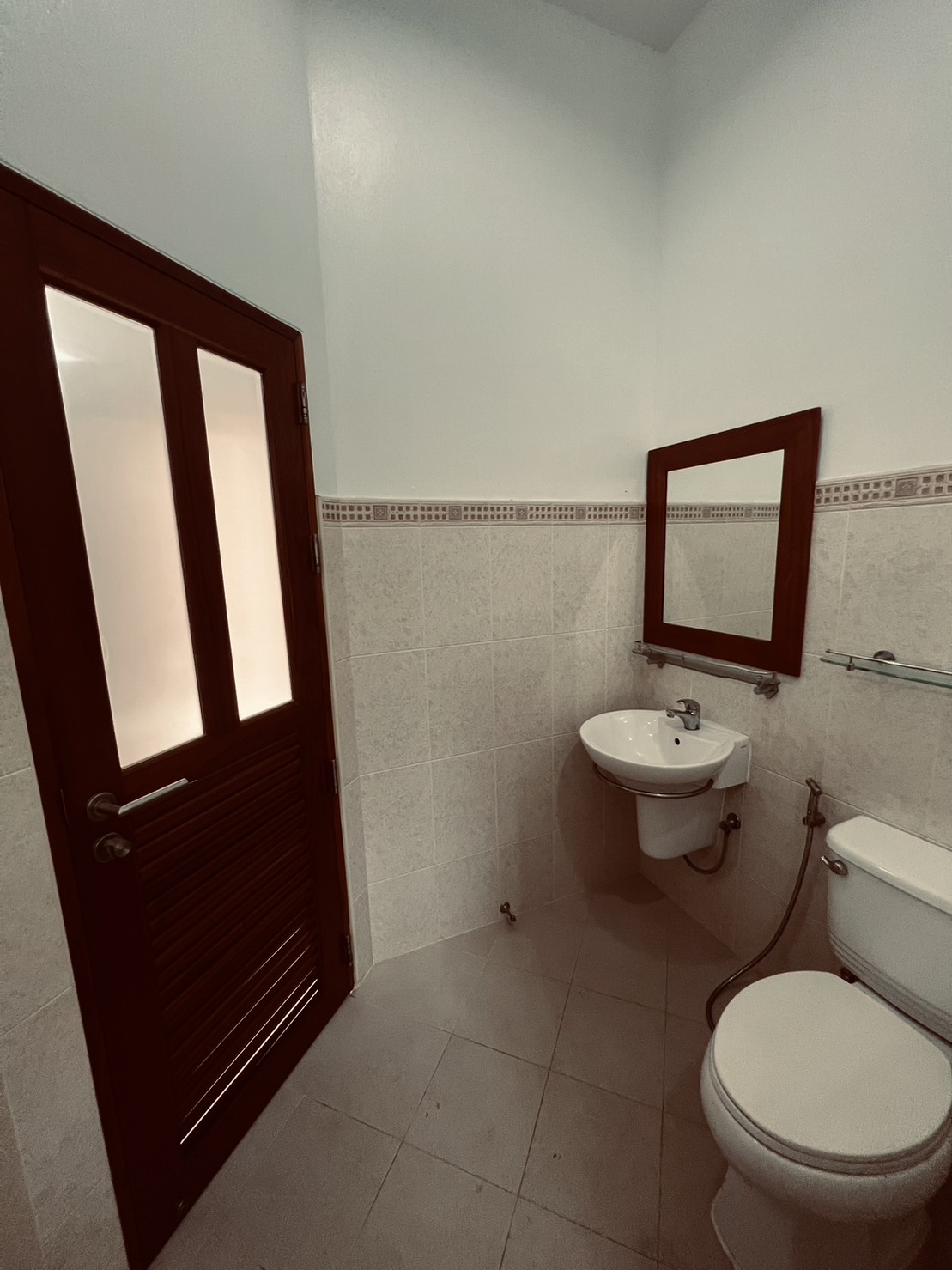 For Rent : Chalong, One-story semi-detached house, 3 bedrooms 2 bathrooms