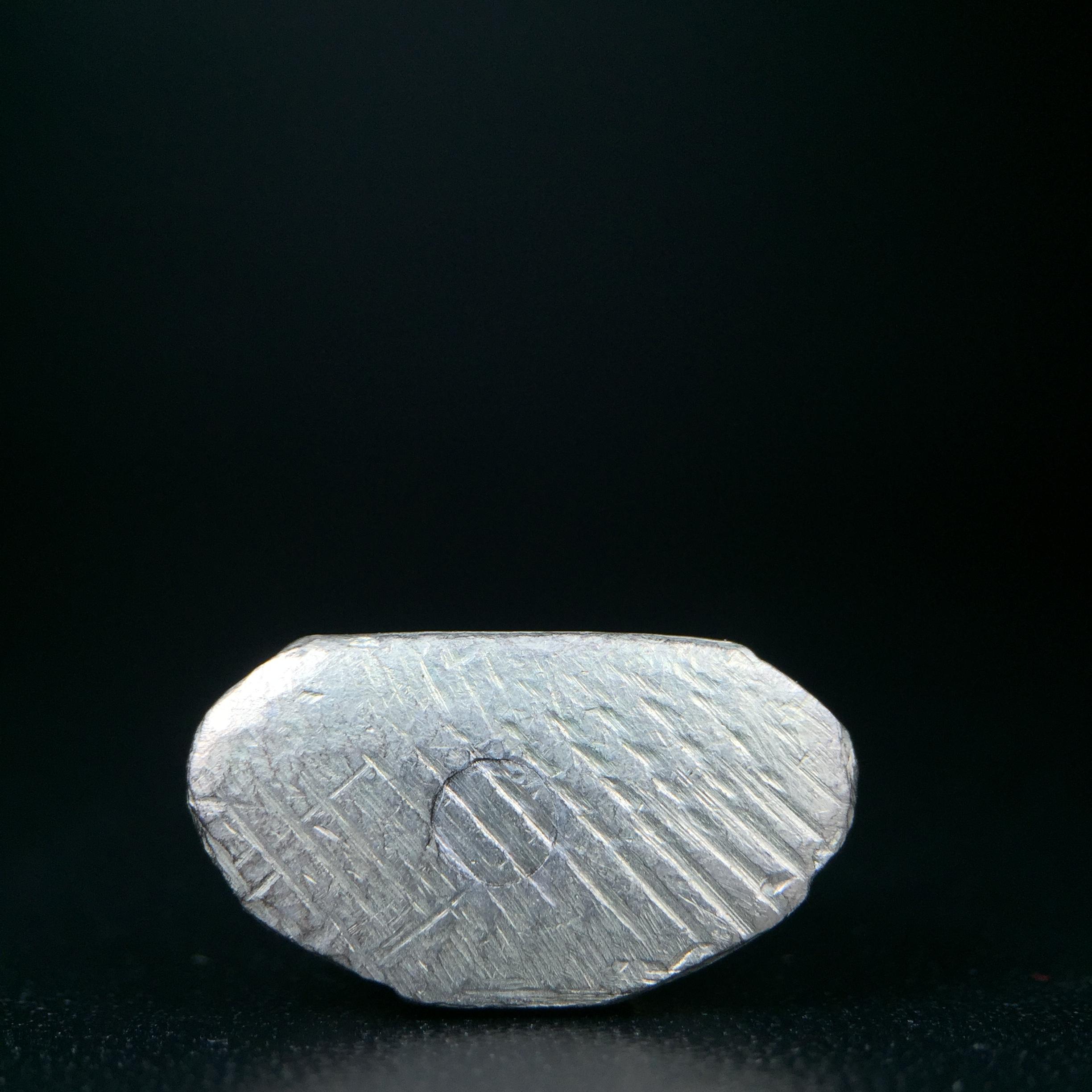 พระกริ่ง ภปร.(รุ่นแรก) วัดบวรนิเวศวิหาร พ.ศ.2508 กะไหล่เงินเดิม(กรรมการ)พิมพ์นิยม(ก้นตะไบหยาบ)สภาพคัดสวยเดิม(ในหลวงรัชกาลที่9ทรงเสด็จเททอง)พบเจอน้อยหายากมาก