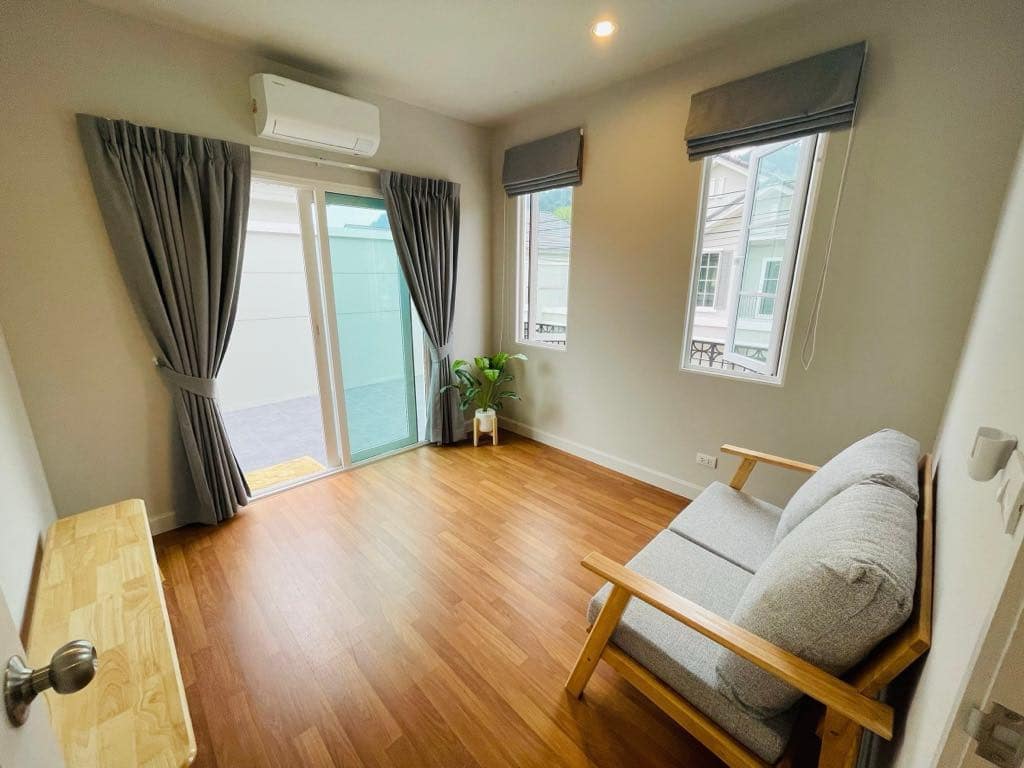 For Rent : Pakhlok, 2-Story Twin House, 3 bedrooms 3 bathrooms