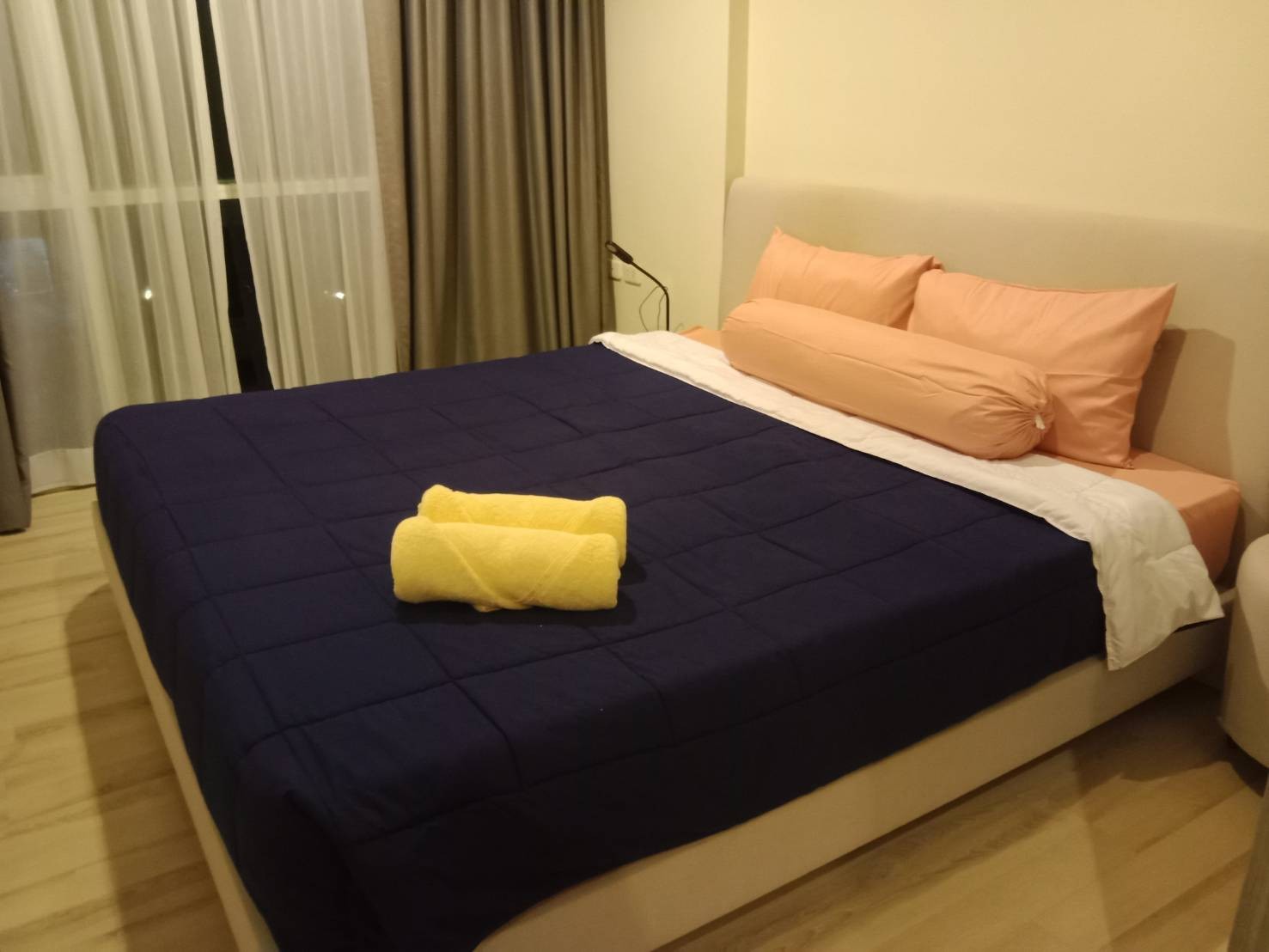 For Rent : Wichit, The Base Downtown, 1 Bedroom 1 Bathroom, 5th flr., Garden View.