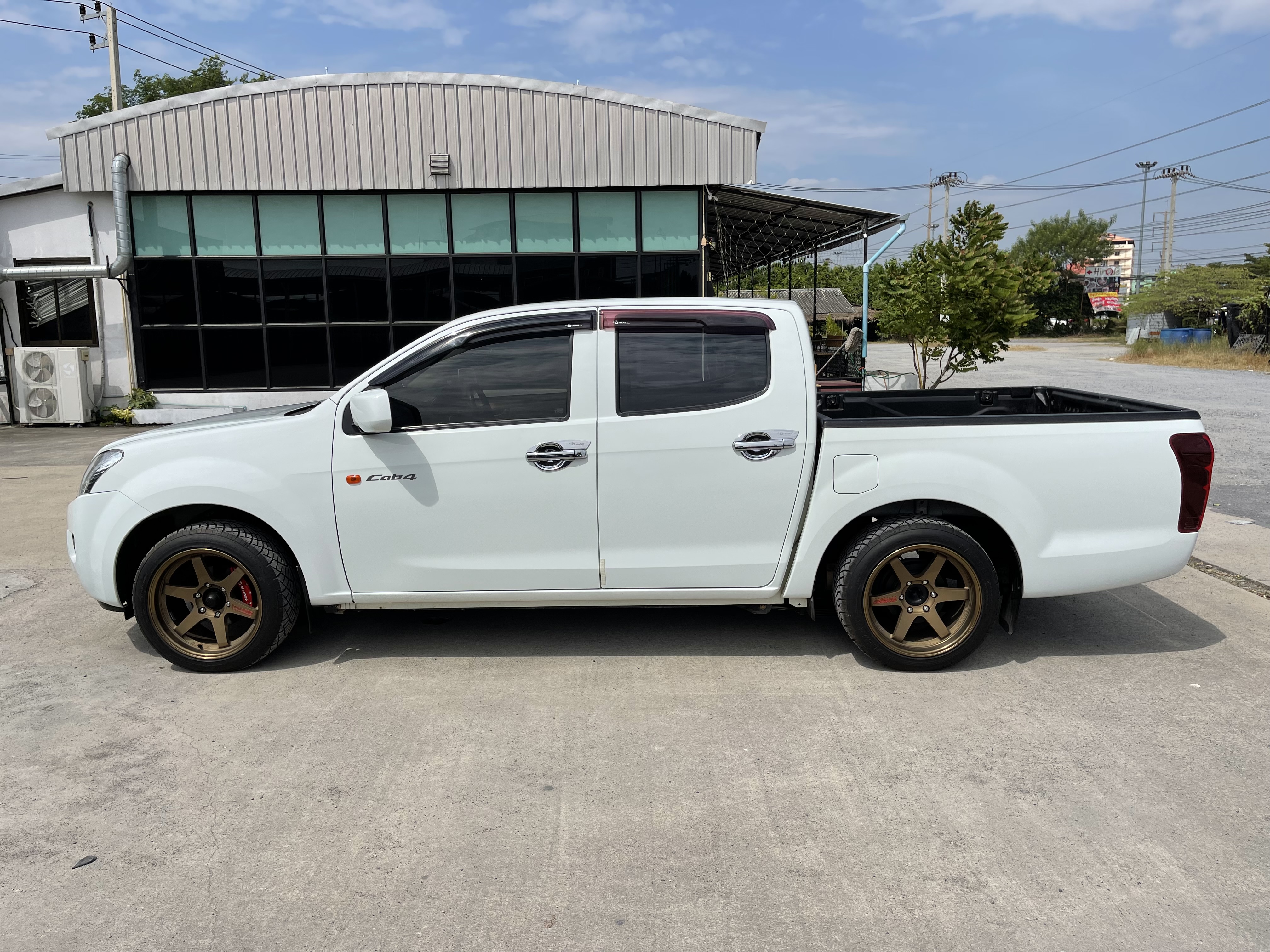 Isuzu Dmax All New 4ประตู 2.5 S 2014 ขาว