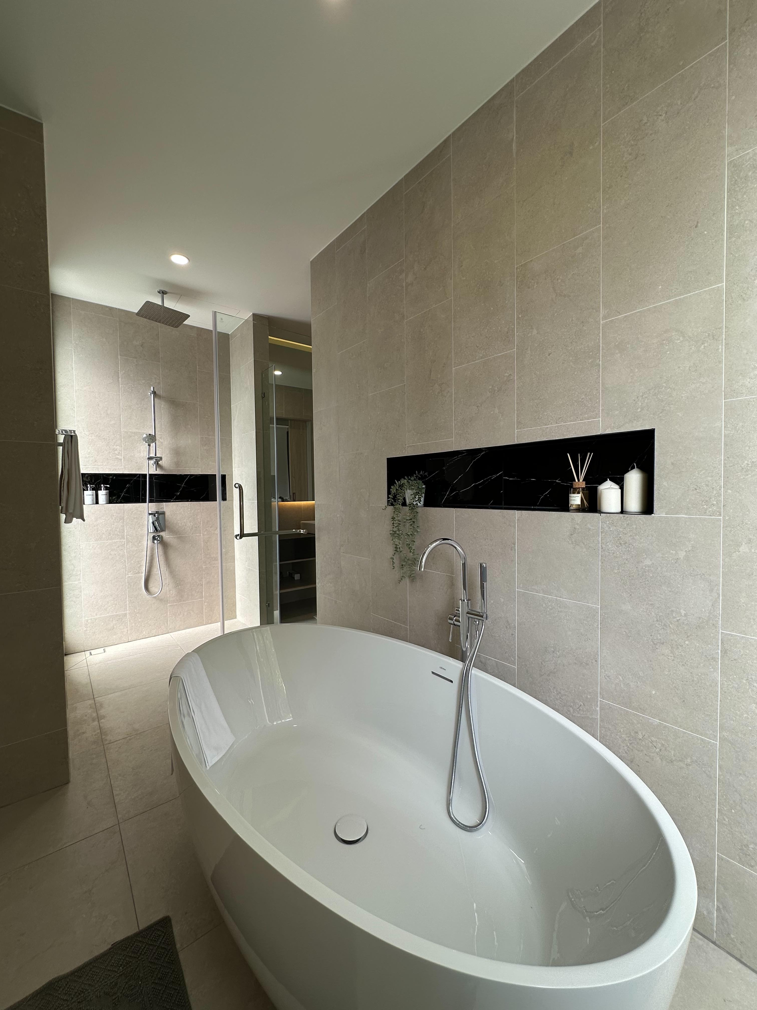 For Sales : Kathu-Patong, Luxury Pool Villa, 4 Bedrooms 4 Bathrooms