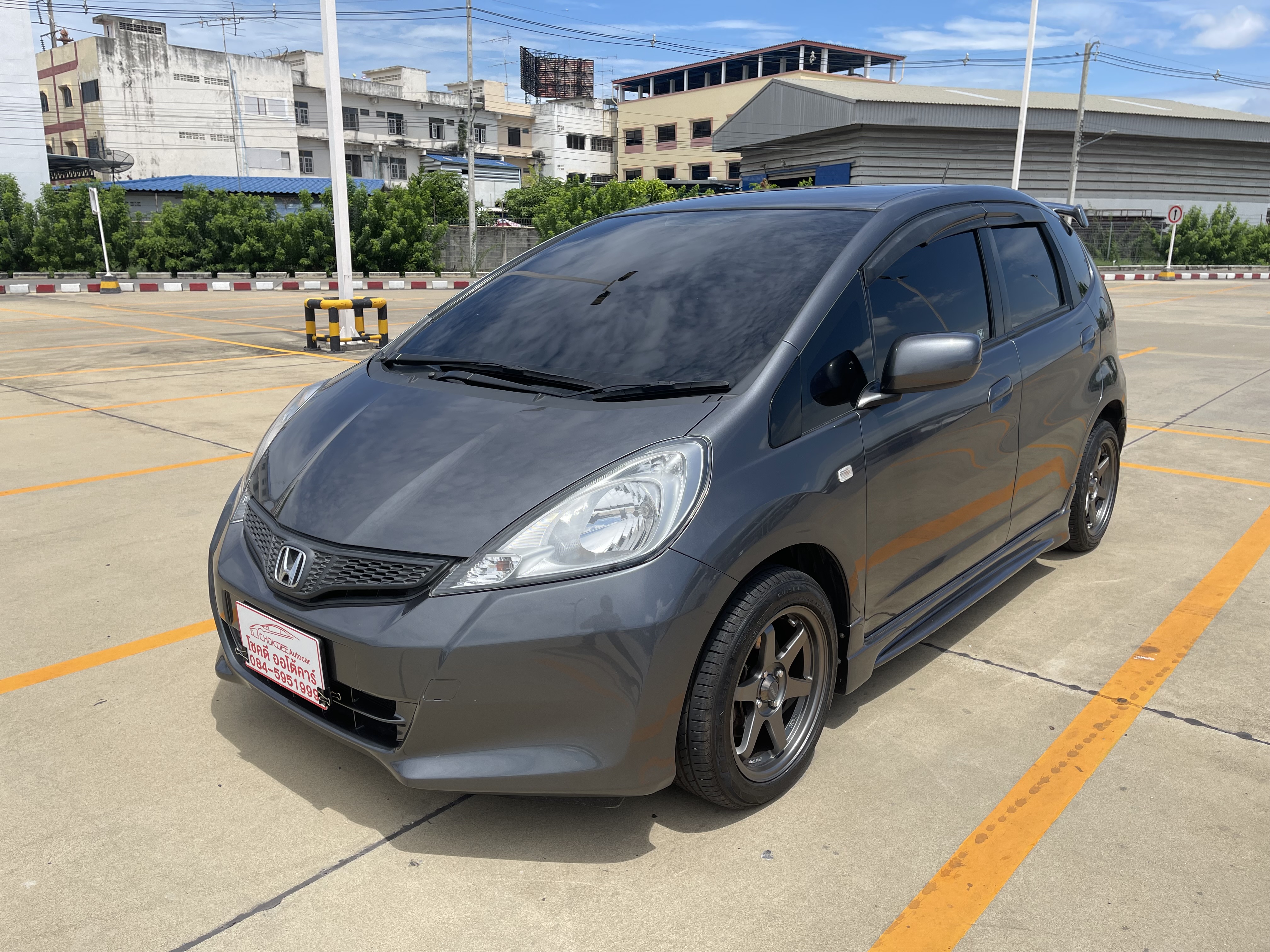 Honda Jazz 1.5 V At 2013 เทา