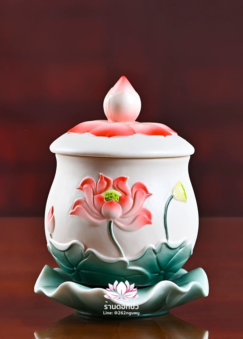 แก้วน้ำชา ถ้วยน้ำชา ลายดอกบัว พร้อมฐานรองใบบัว งานปั้นมือแฮนด์เมด ขนาด 5 นิ้ว