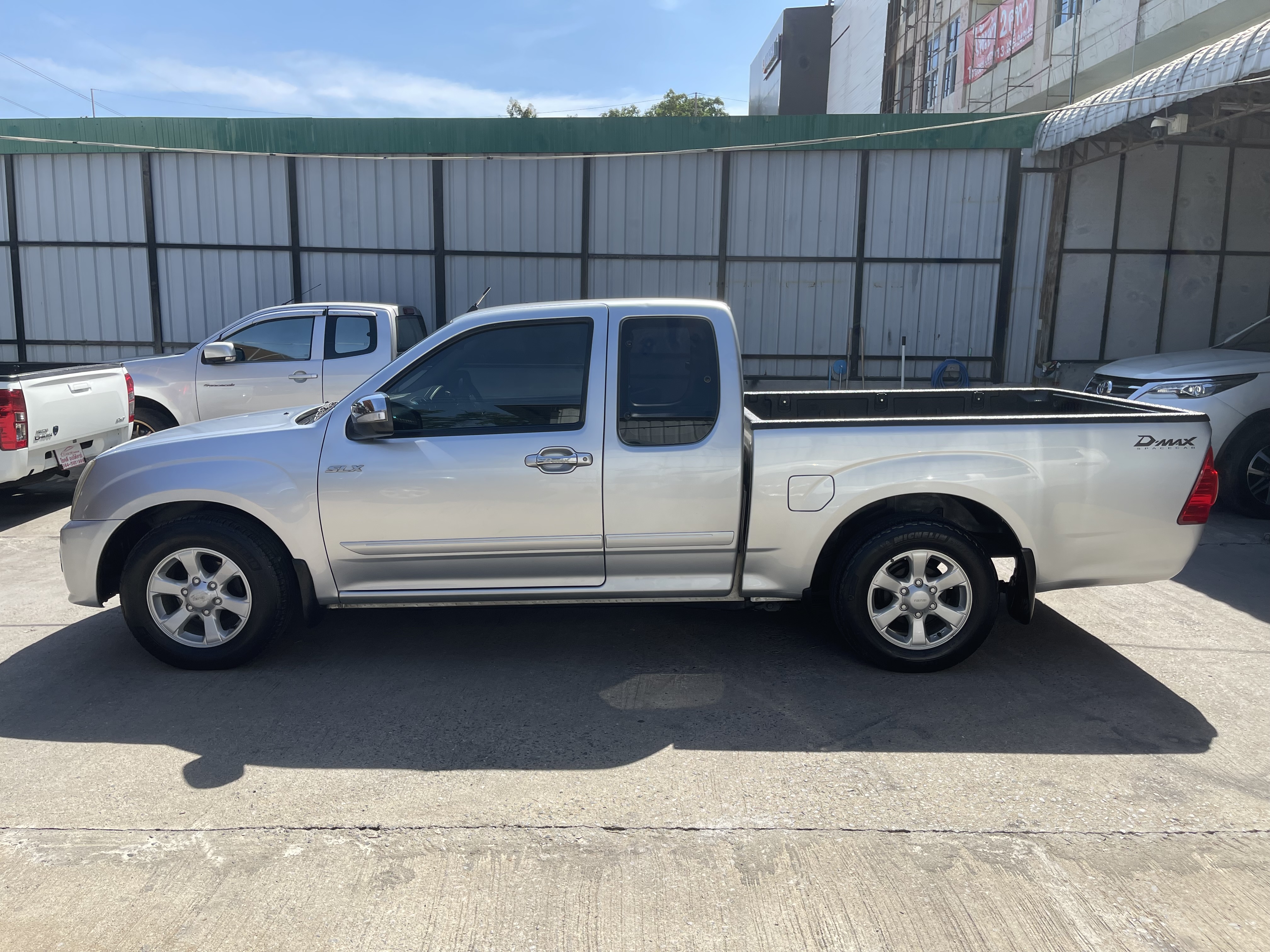 Isuzu Dmax Cab SLX 2.5 2010 เงิน
