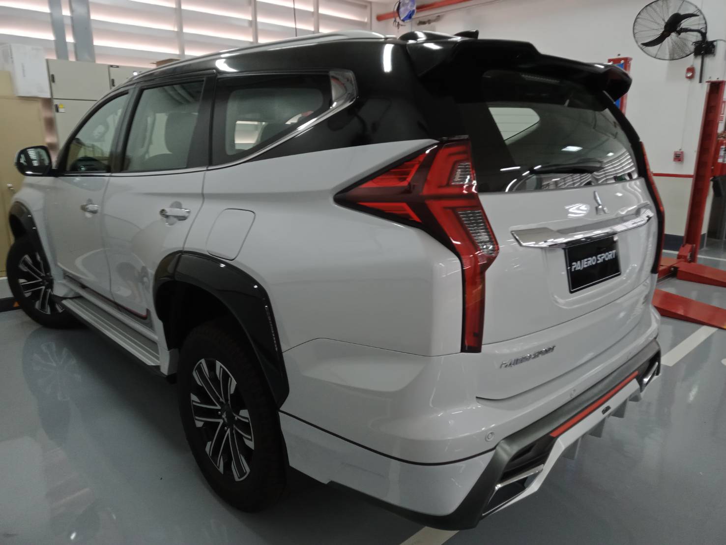Mitsubishi all new Pajero 2019 bodykits by Amotriz