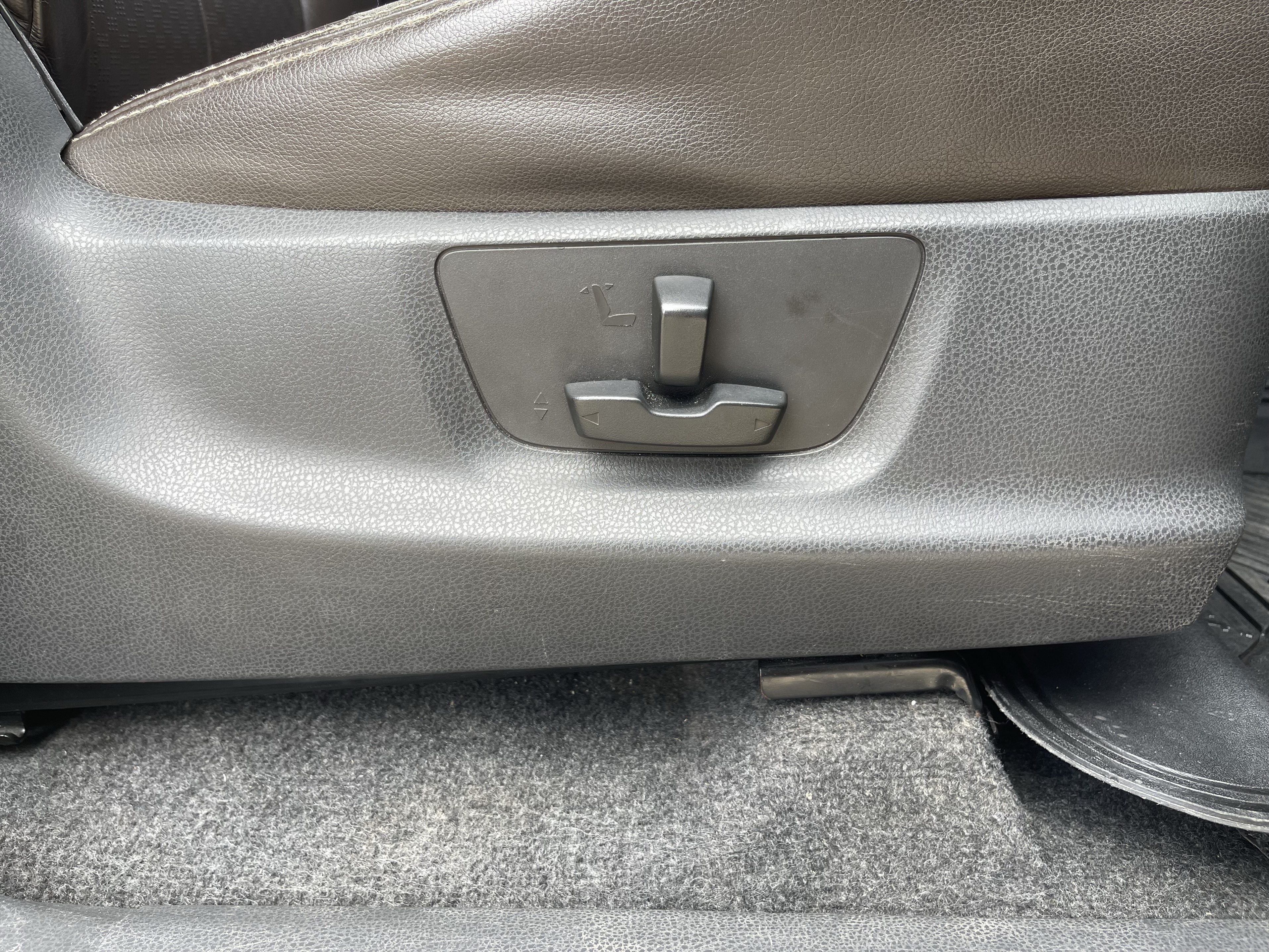 Isuzu Dmax All New 4ประตู Hilander 3.0 Vgs Z Prestige Navi At 2012 น้ำตาล