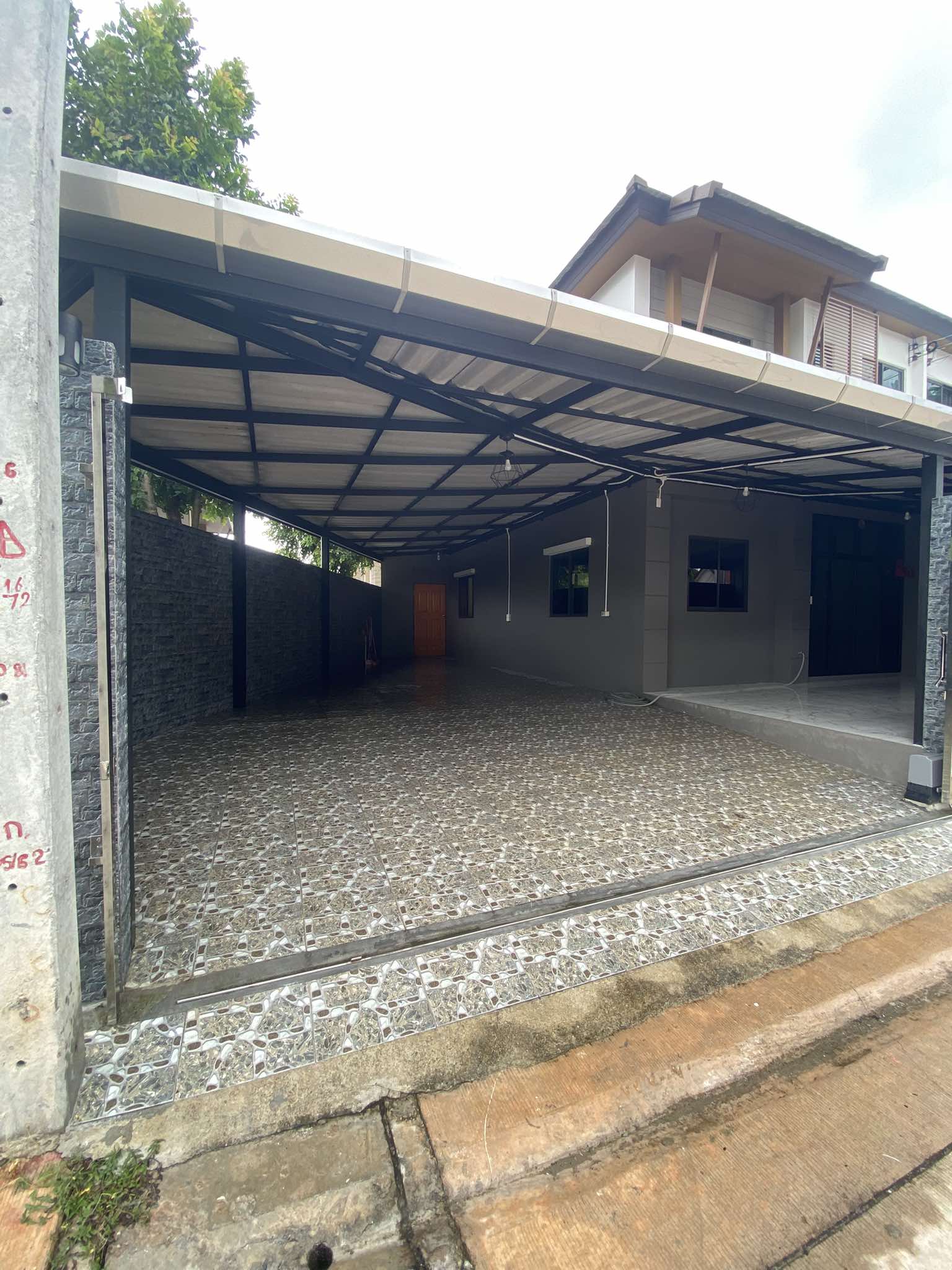 For Rent : Phuket Town, Two-story twin house, 4 bedrooms 2 bathrooms Chaofah - Thepanusorn