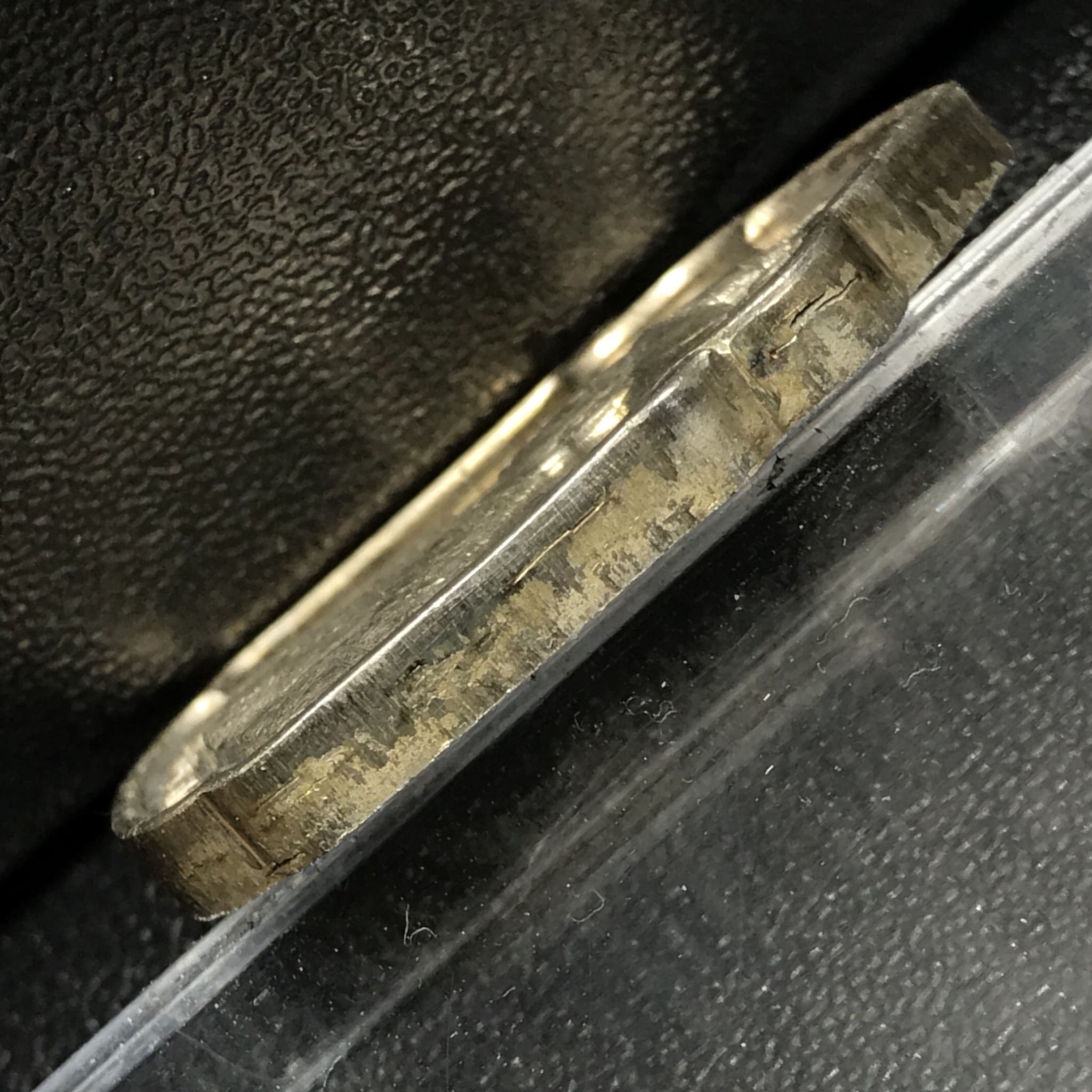 เหรียญนวมหาราชเฉลิมพระชนพรรษา 5 รอบ รัชกาลที่9 ปี 2530 เนื้อนวโลหะกล่องเดิม(หายาก)