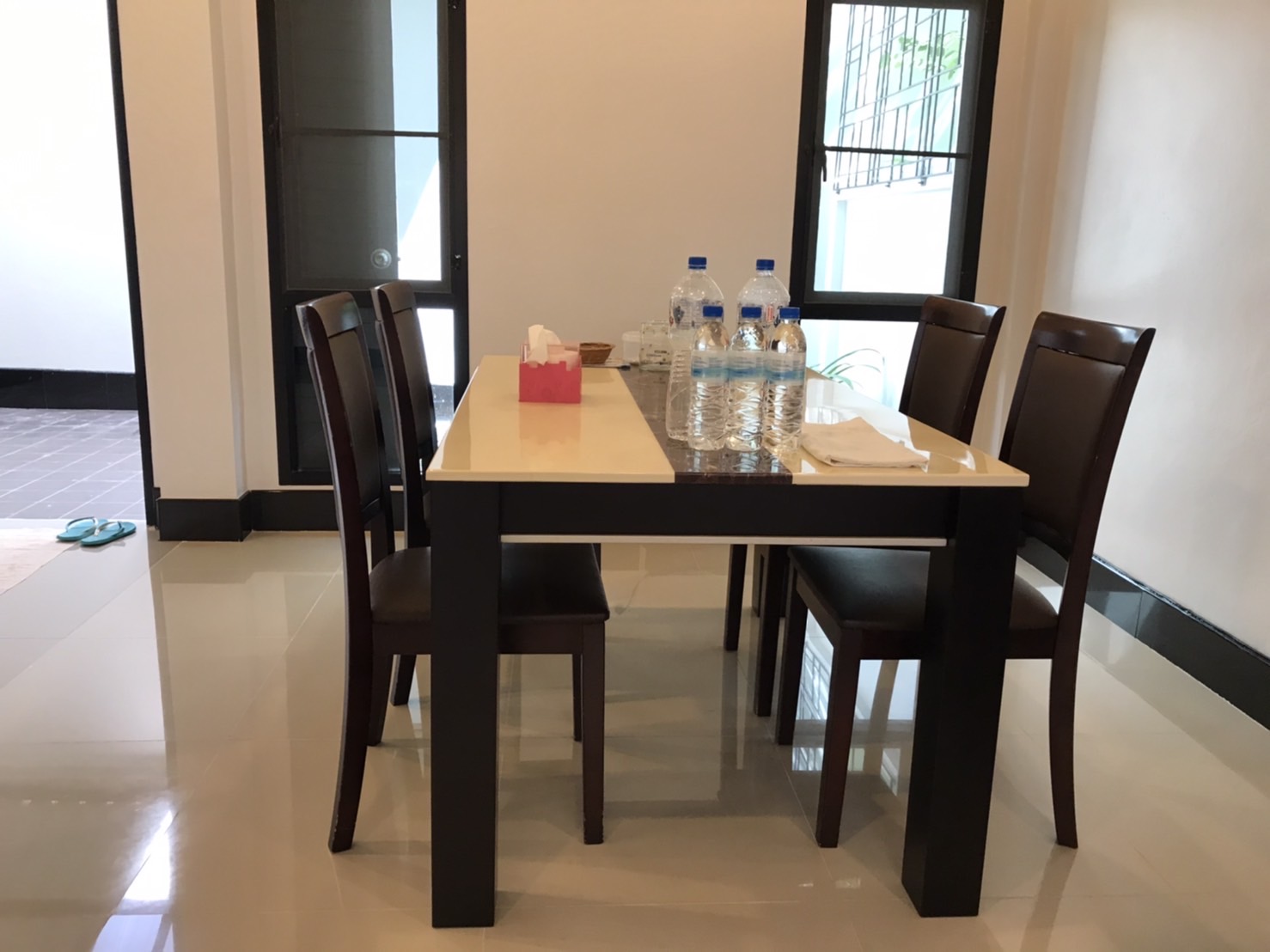 For Rent : 2-Storey Town home near Super Cheap Market, 3 Bedroom 3 Bathroom