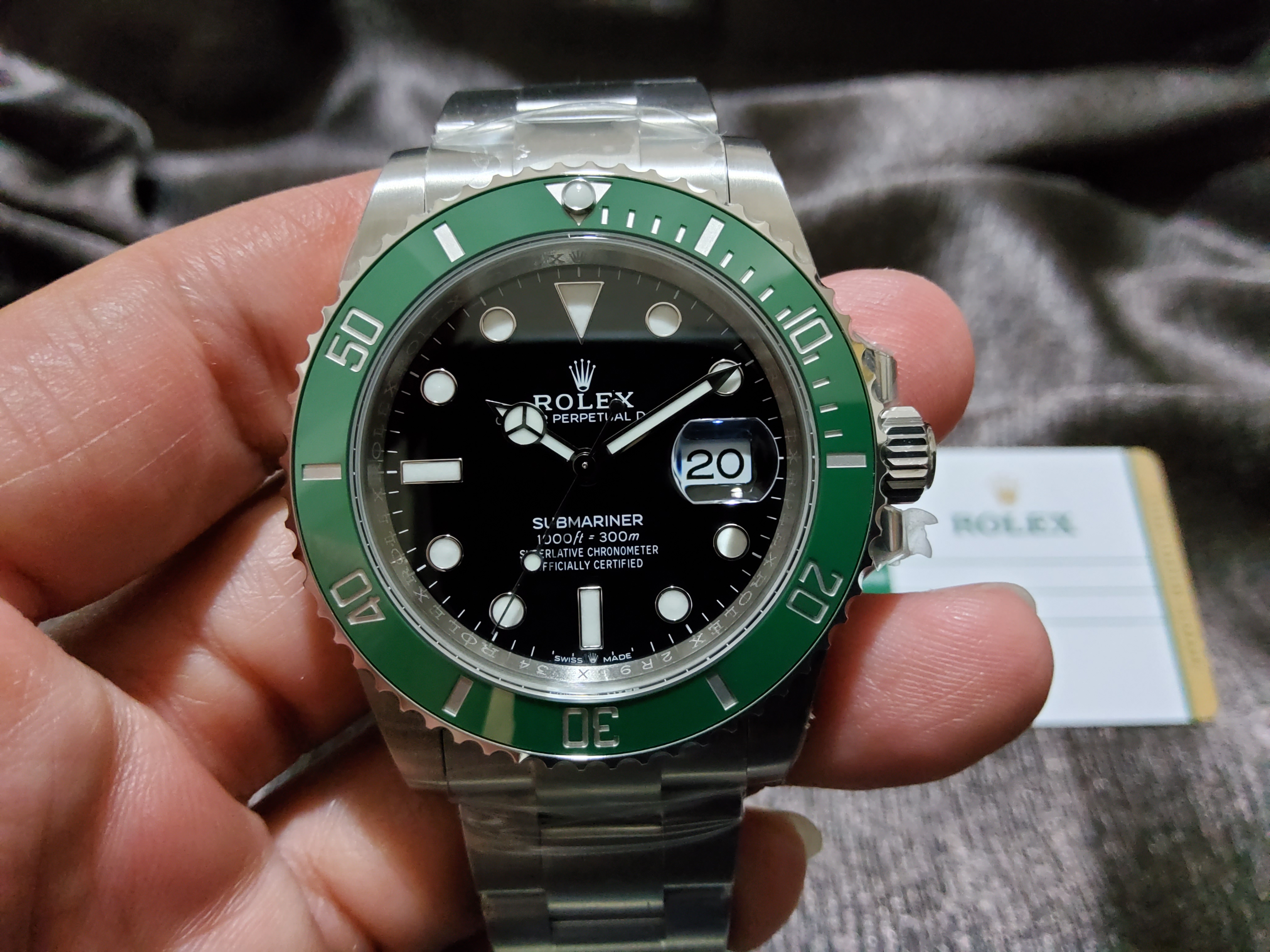 PRE-ORDER ROLEX SUBMARINER GREEN STARBUCK (40MM.) กลไกโคลน ROLEX 3235
