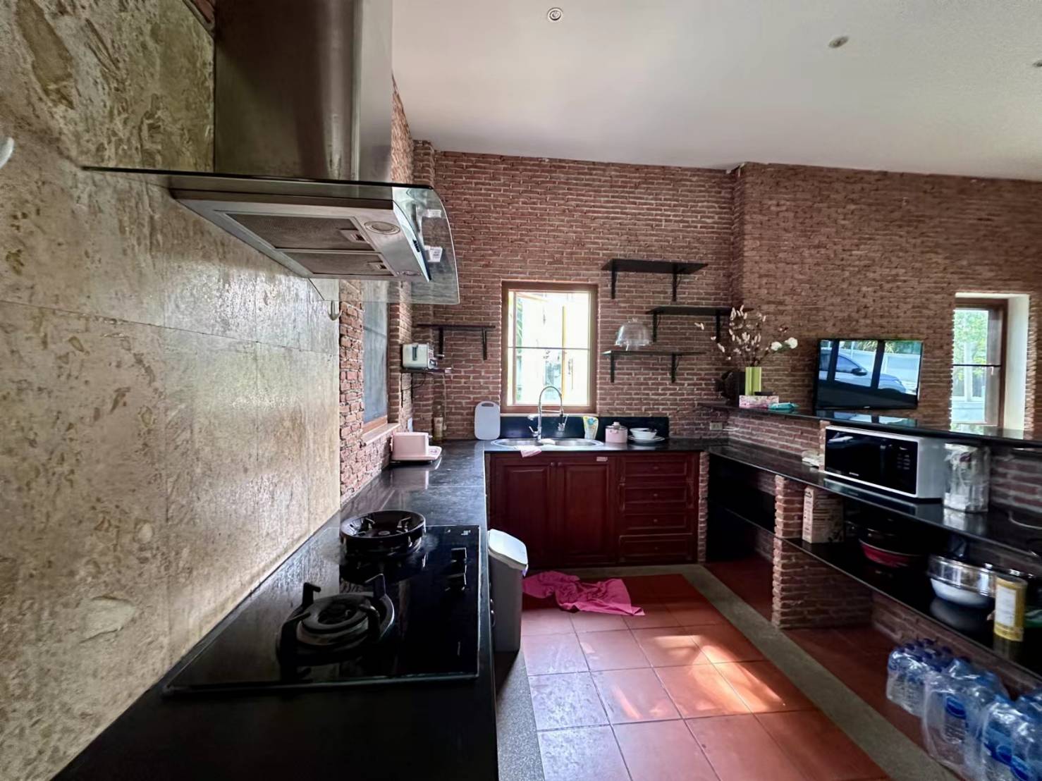 For Rent : Rawai, Private Pool Villa @Soi Namjai, 4 bedroom 3 bathroom