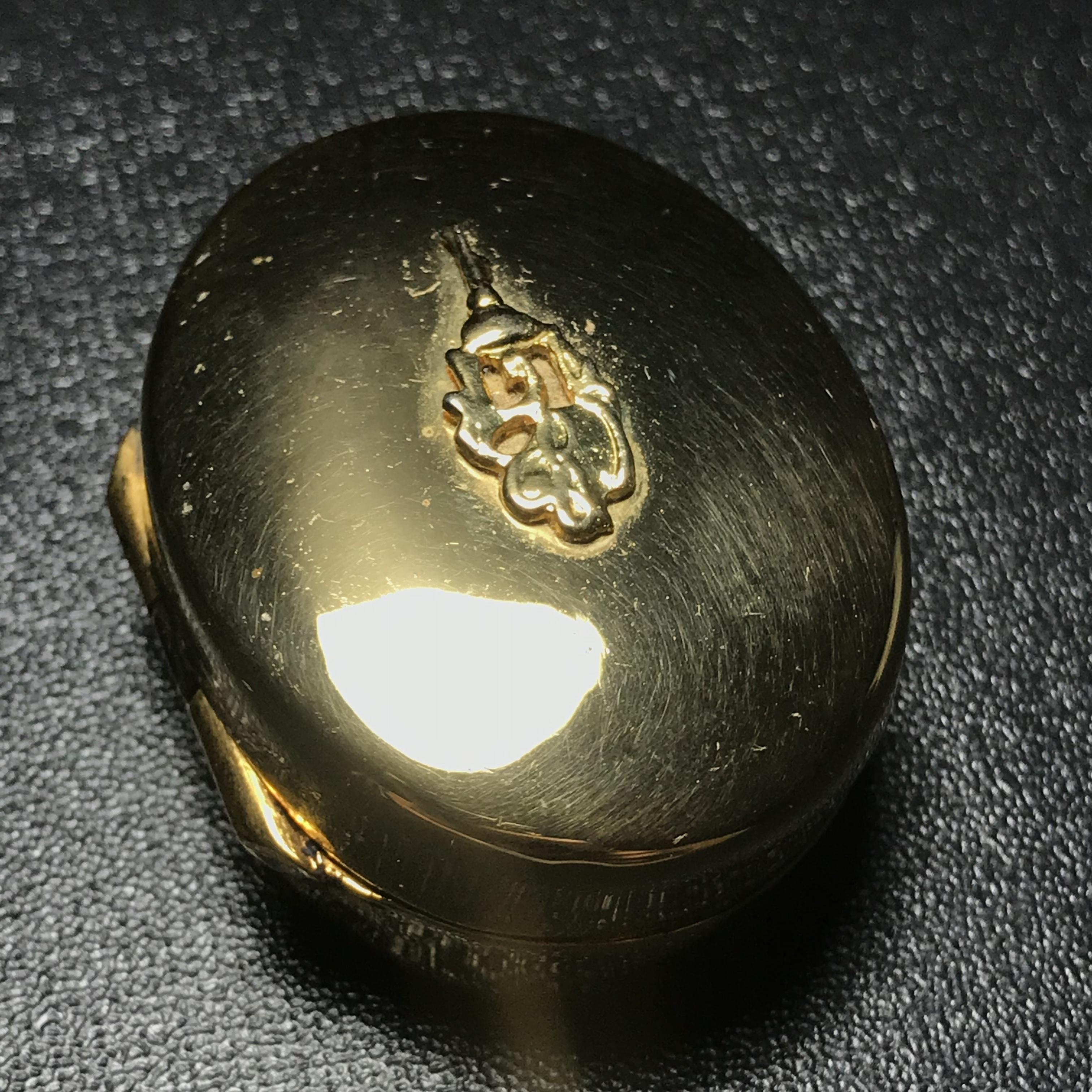 พระสมเด็จนางพญา ส.ก. ปี2535 เนื้อทองคำ พิมพ์เล็ก 5รอบพระราชินี หลวงปู่โต๊ะปลุกเสก(ในหลวงและพระราชินีเสด็จในพิธี) พร้อมกล่องบรรจุเดิม(นิยม)