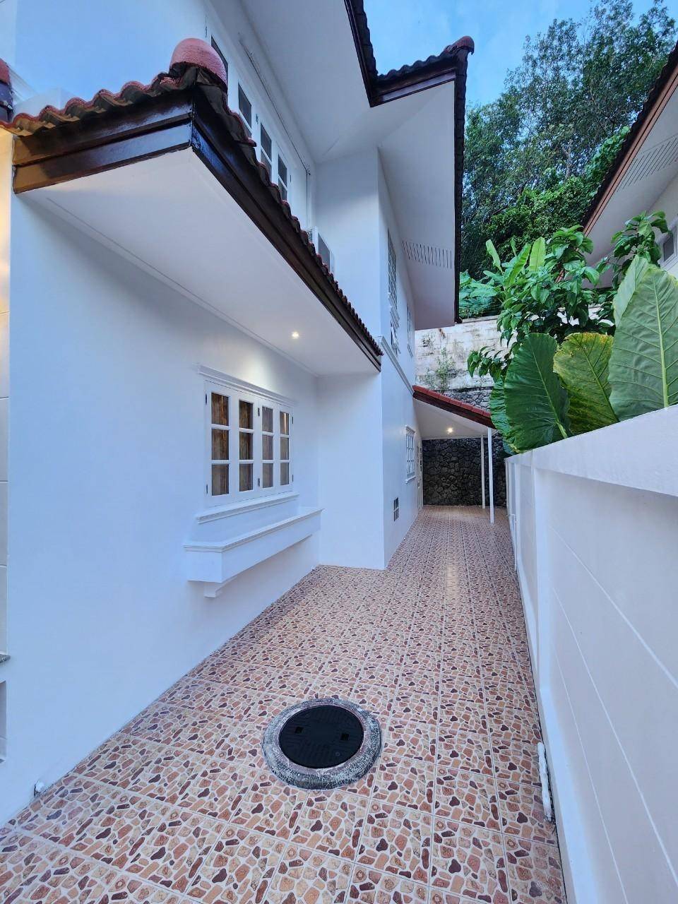 For Rent : Ratsada, 2-story detached house, 3 bedrooms 4 bathrooms