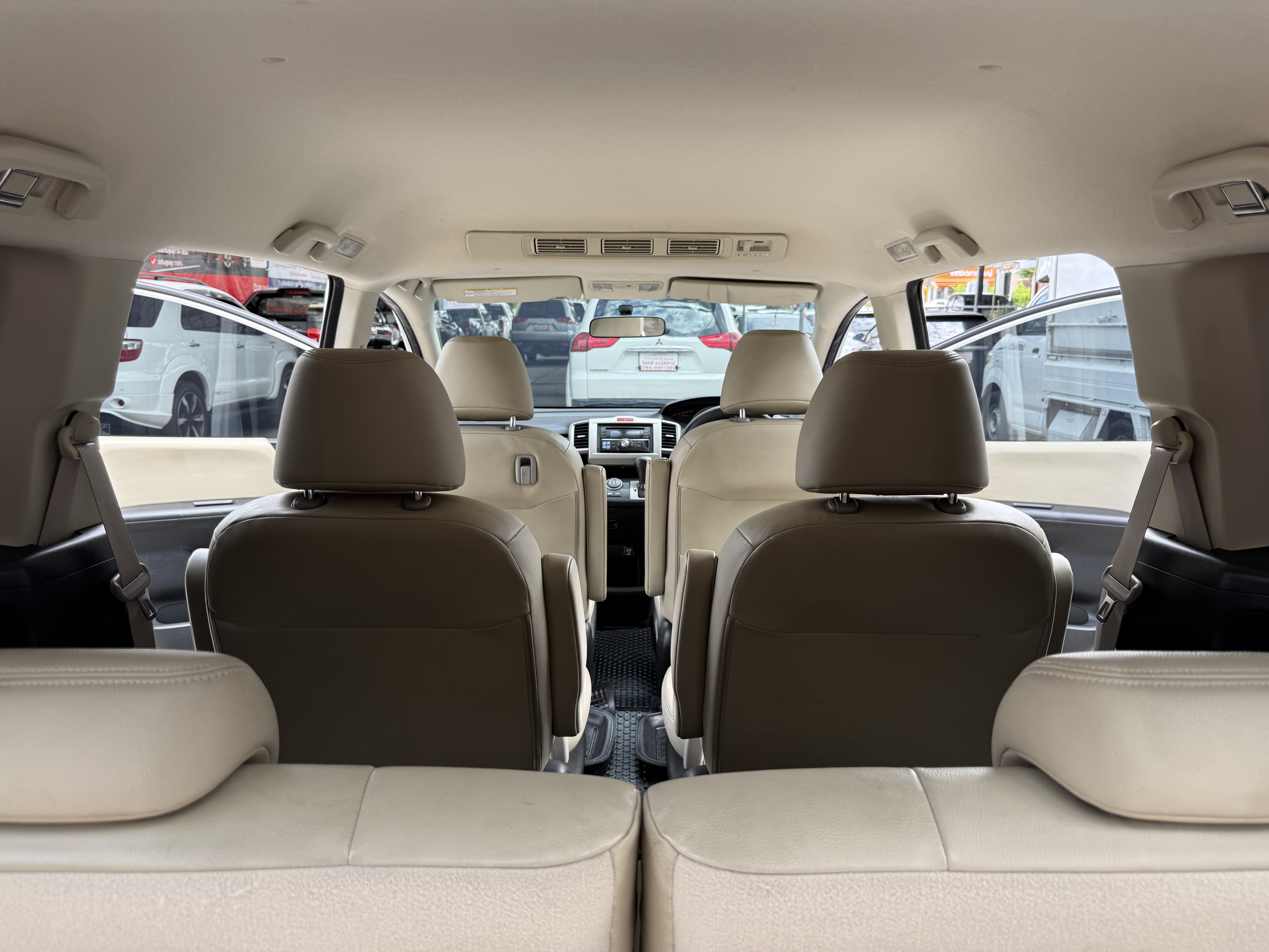 Honda Freed 1.5 E แอร์หลัง At 2015 ขาวมุก