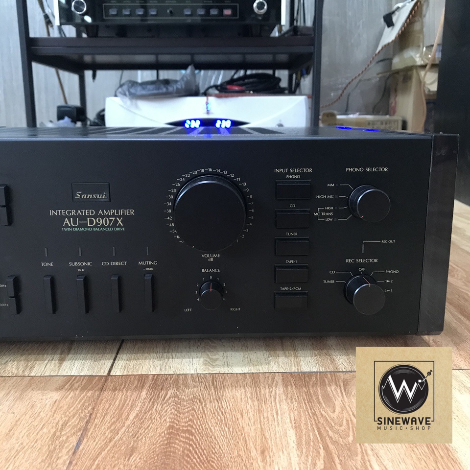 Integrated Amp ยี่ห้อ Sansui รุ่น AU-D907X (Made in Japan)