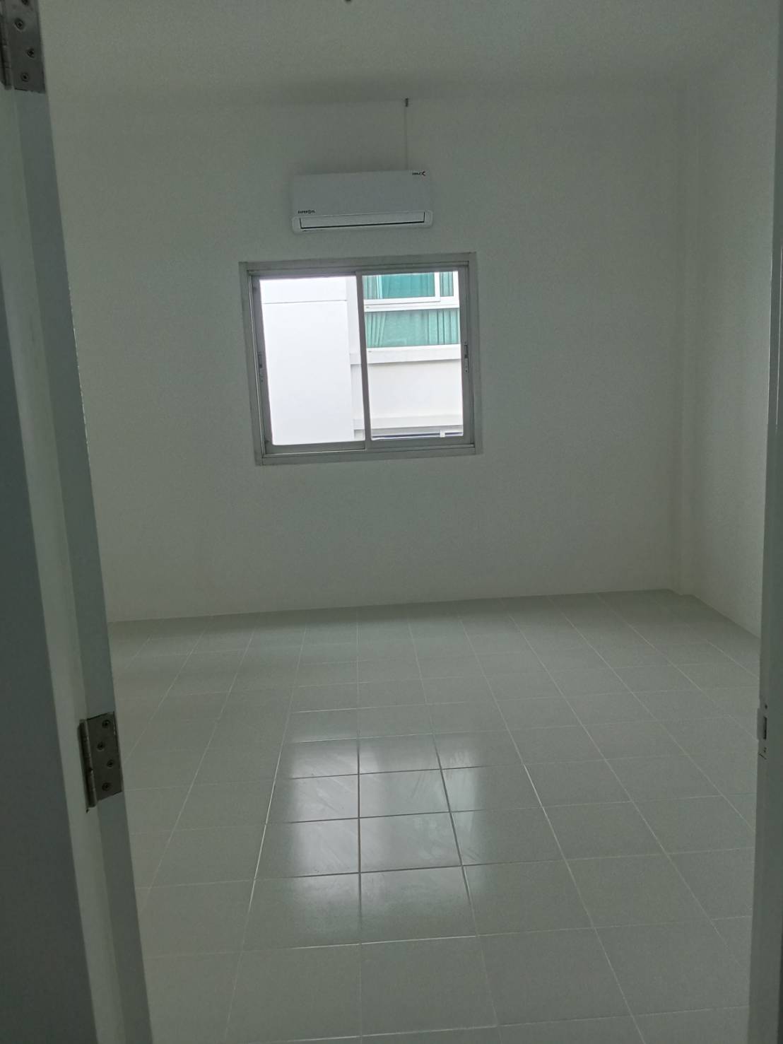 For Rent : Samkong, 3-Story Commercial Building, 2 Bedroom 2 Bathrooms