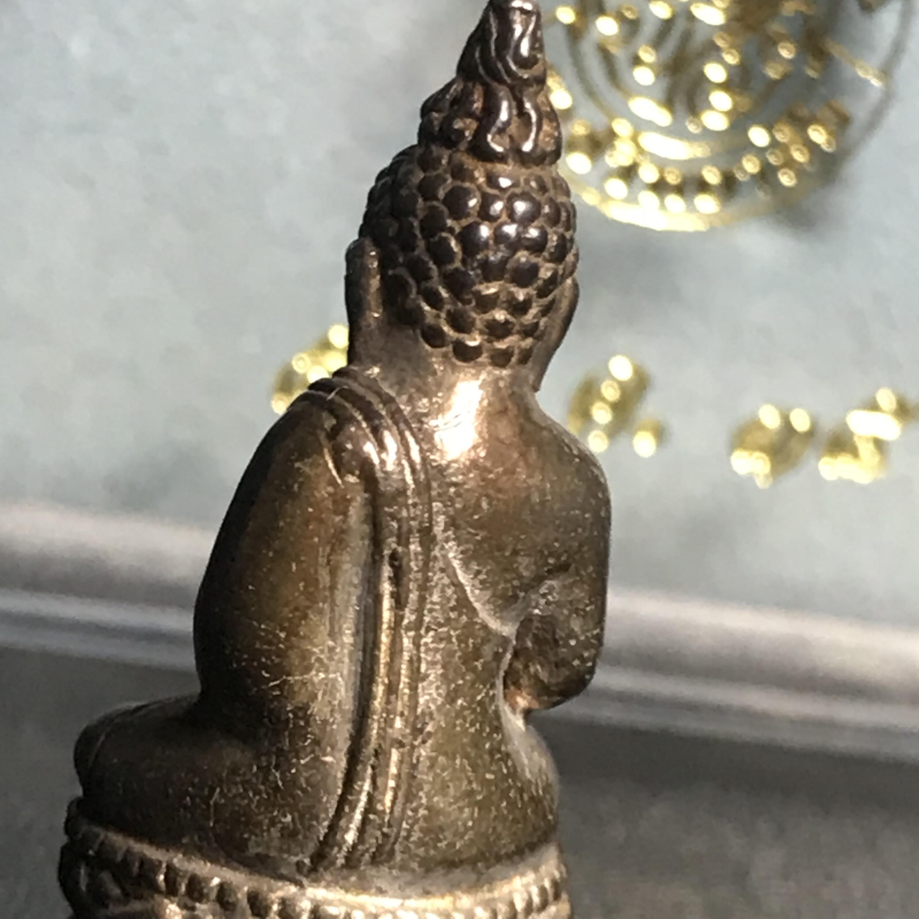 พระกริ่งไพรีพินาศ รุ่น ภปร. ราชวิทยาลัย ปี2535 เนื้อเงินผิวเดิมสวยแบบนิยม(1ใน2535องค์)