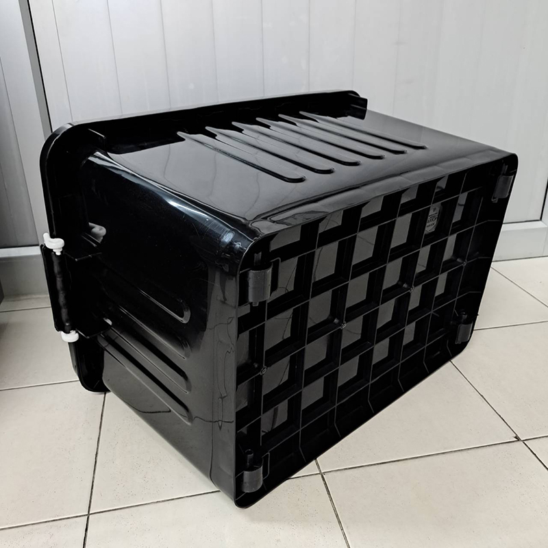 กล่องมีล้อ i-75 สีดำ