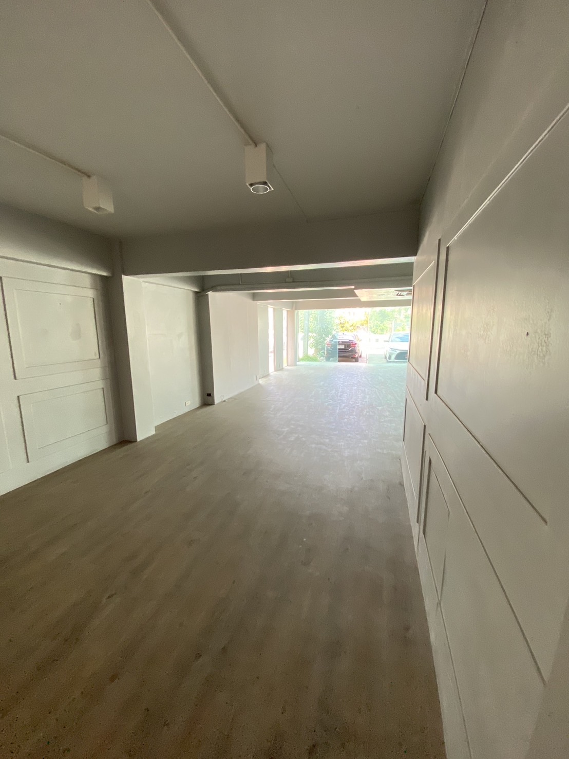 For Rent : Samkong, 4-Storey Commercial Building, 6 Bedrooms 3 Bathrooms