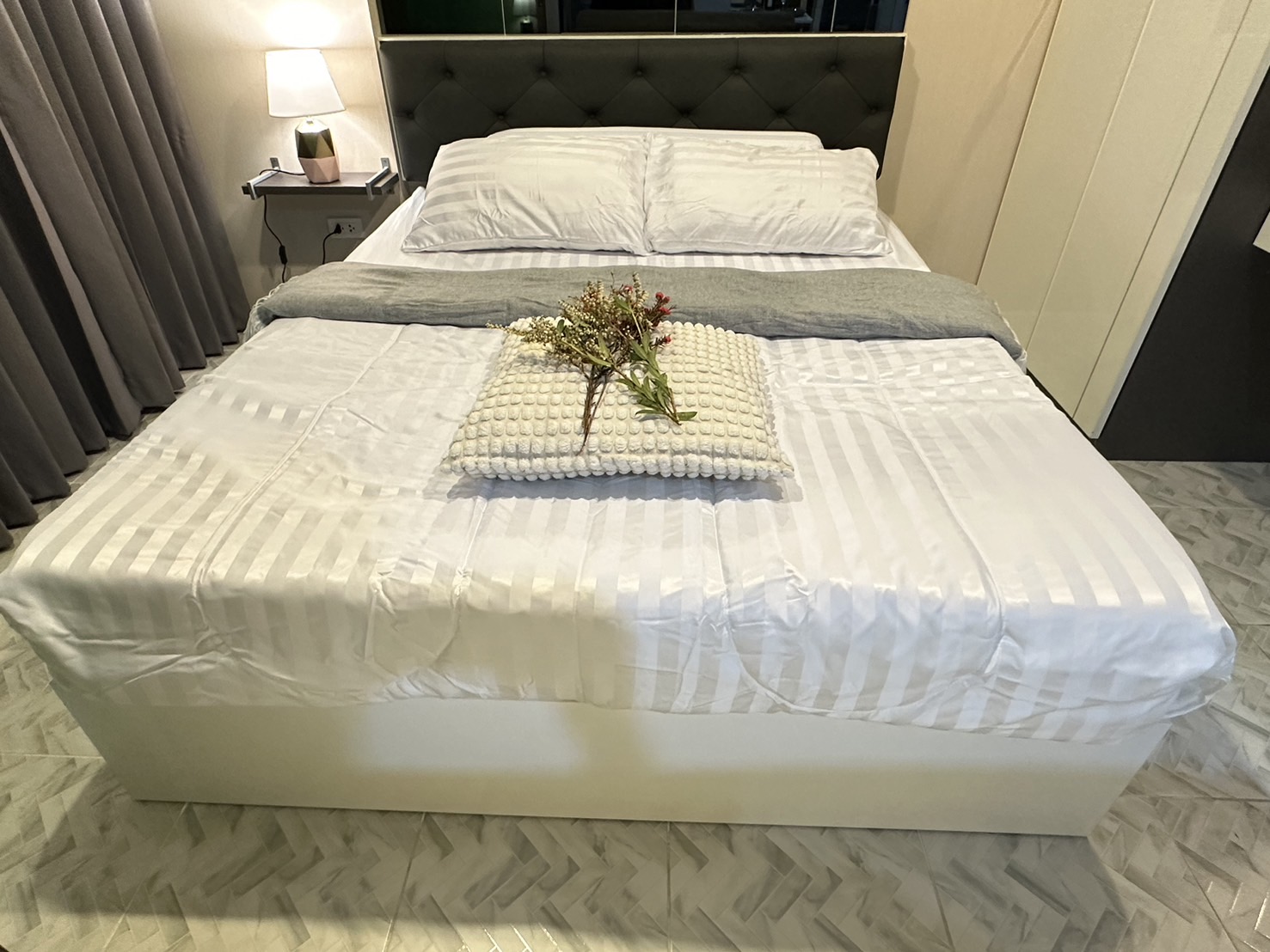 For Rent : Wichit, Zcape 3 Condominium, 1 bedroom 1 bathroom, 2nd flr.