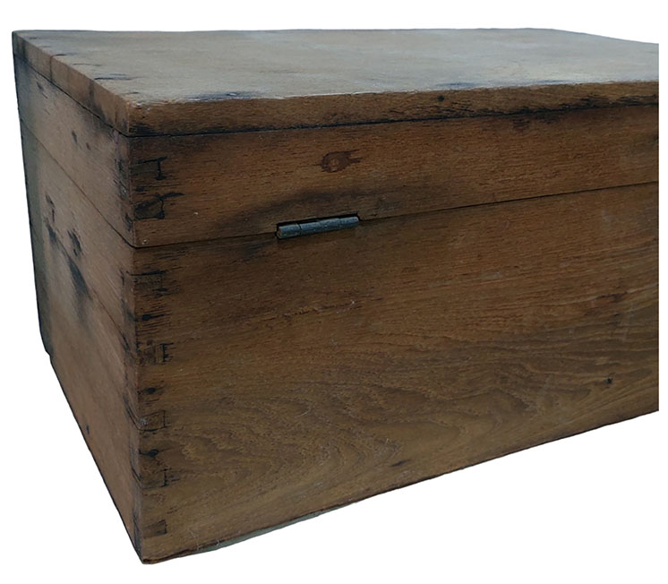 หีบไม้สัก งานเก่า ขนาด32*54*27cm