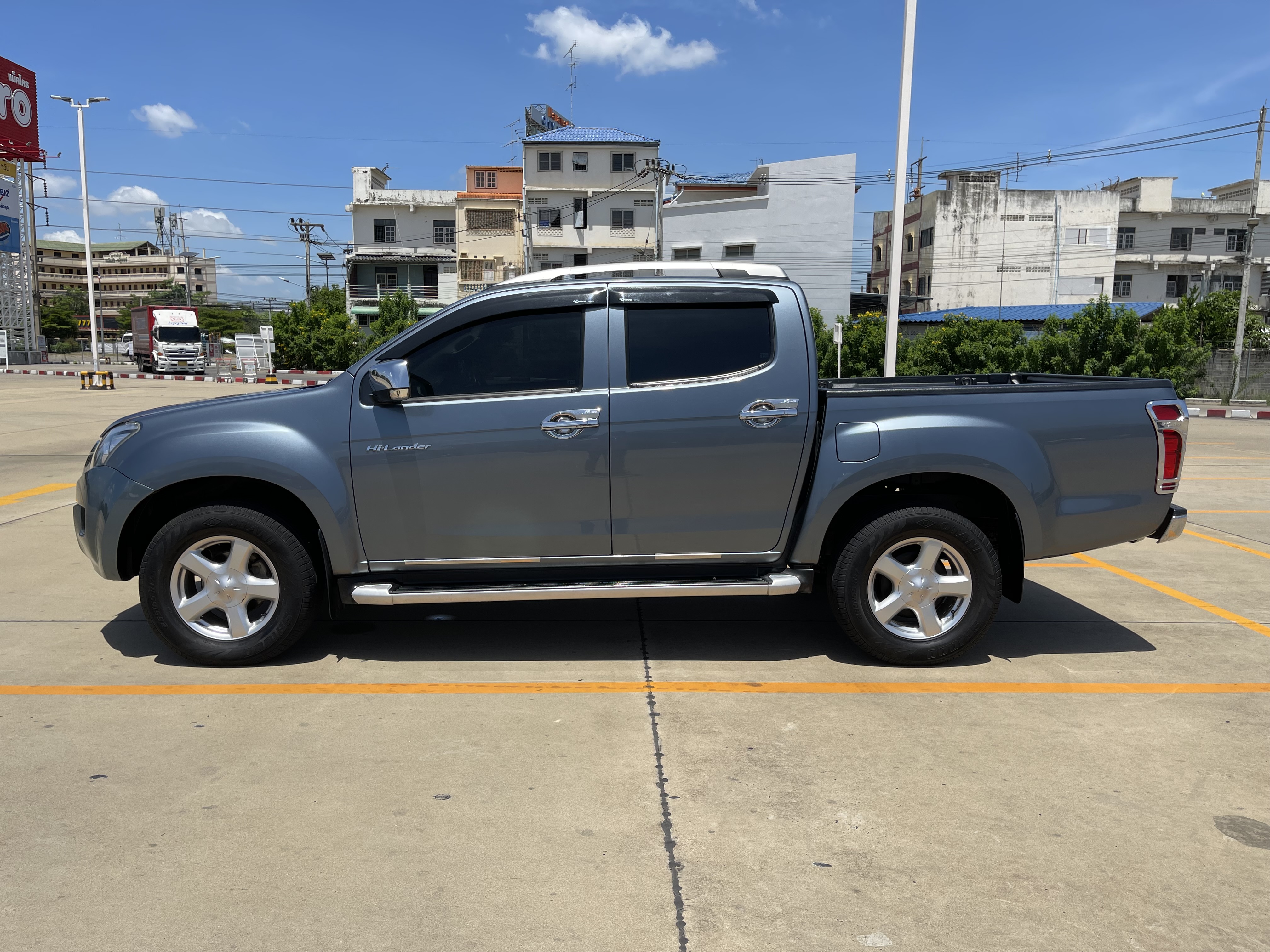 Isuzu Dmax All New 4ประตู Hilander 2.5 Vgs Z Prestige Navi At 2014 เทา