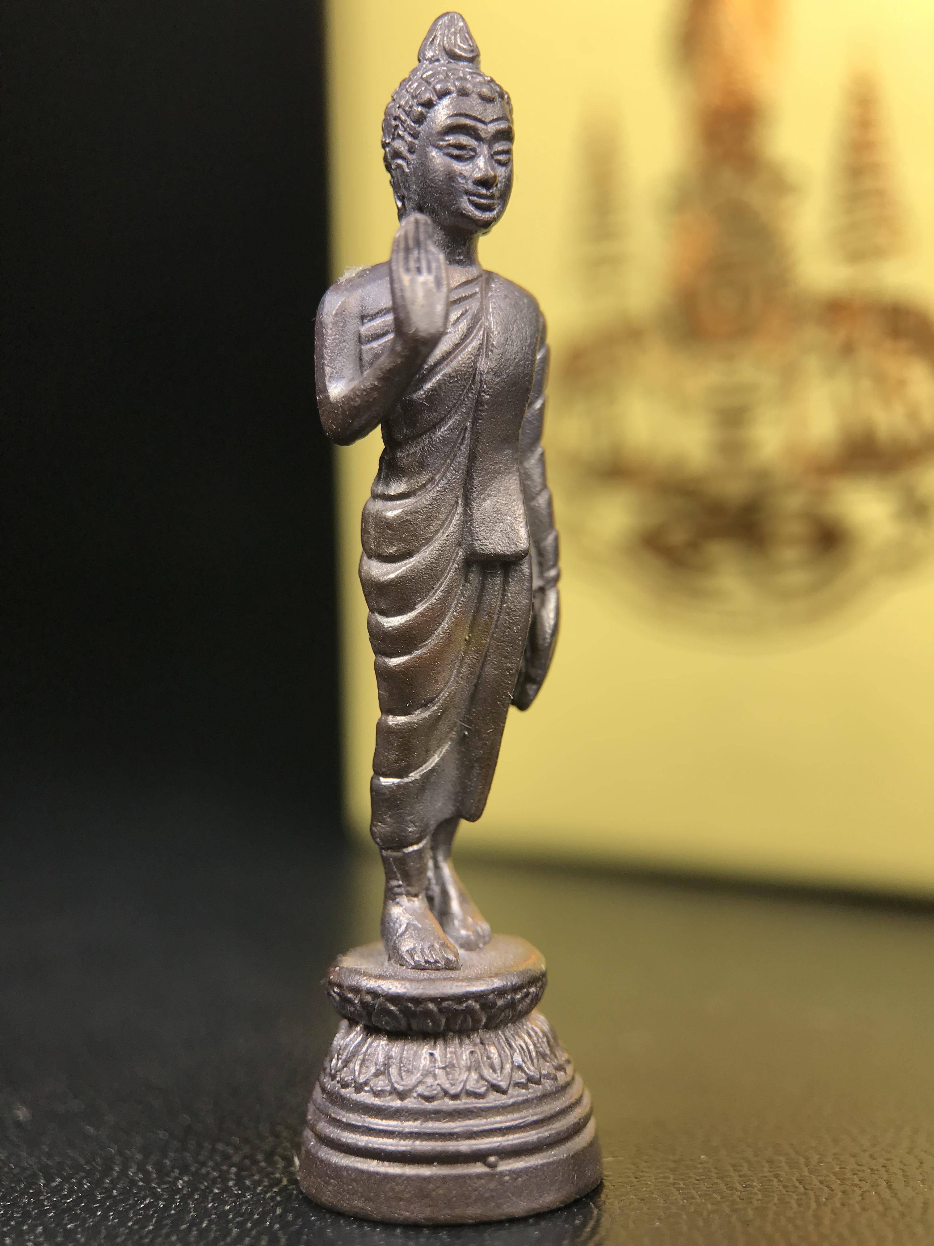 พระพุทธอภัยมงคลสมังคี วัดบวรนิเวศวิหาร ปี 2539 ลอยองค์เนื้อนวโลหะ สร้างเนื่องในมงคลโอกาสที่พระบาทสมเด็จพระเจ้าอยู่หัวรัชกาลที่ 9 ทรงครองสิริราชสมบัติครบ 50 ปี สมเด็จพระญาณสังวร สมเด็จพระสังฆราช เสด็จเป็นประธานในพิธีเททอง ณ วัดบวรนิเวศวิหาร(1 ใน 5000 องค์)