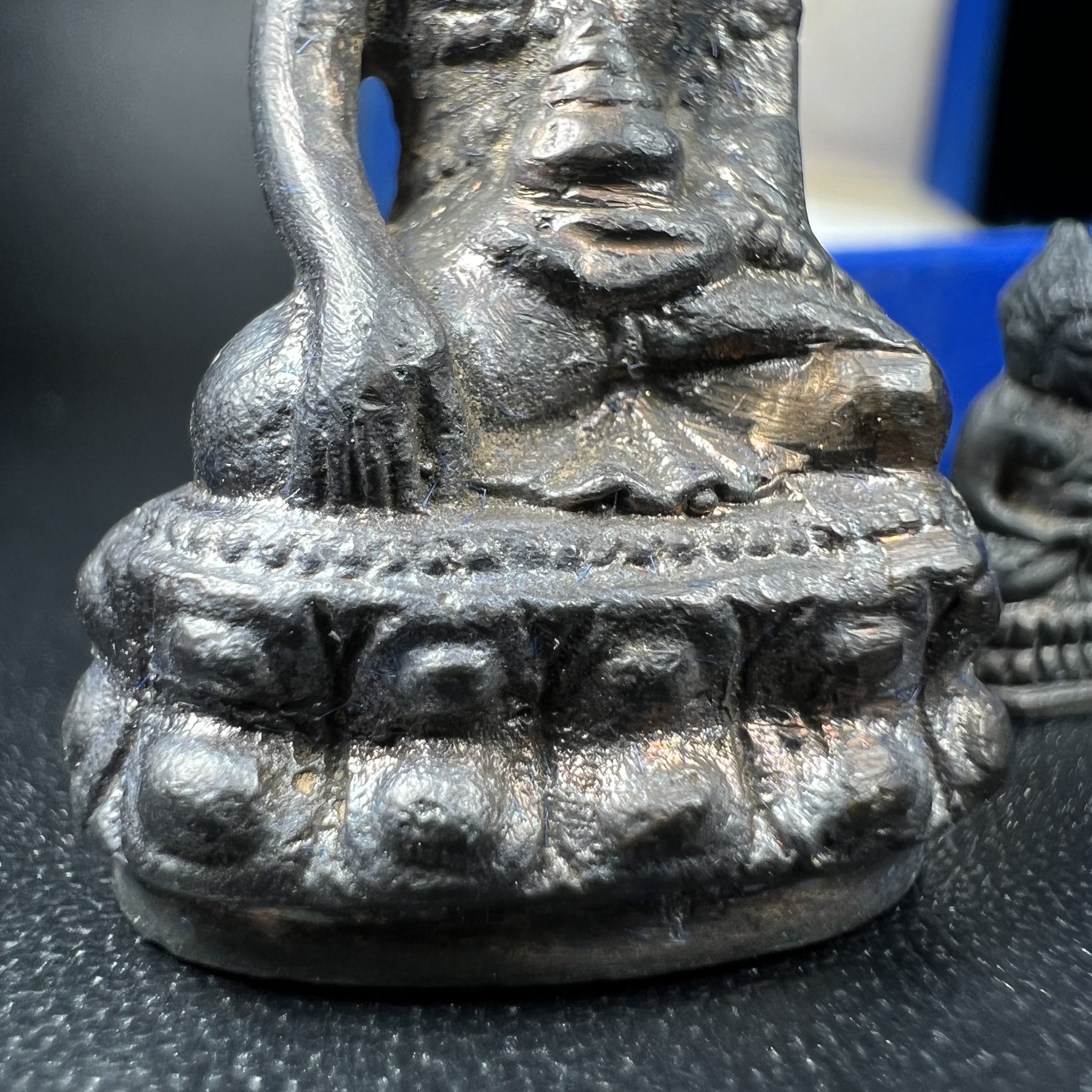 พระกริ่ง-พระชัยวัฒน์ 90พรรษาสมเด็จย่า ปี2533 เนื้อนวโลหะ(ในหลวงรัชกาลที่9เสด็จในพิธี)(1 ใน 3000 ชุด) หายาก