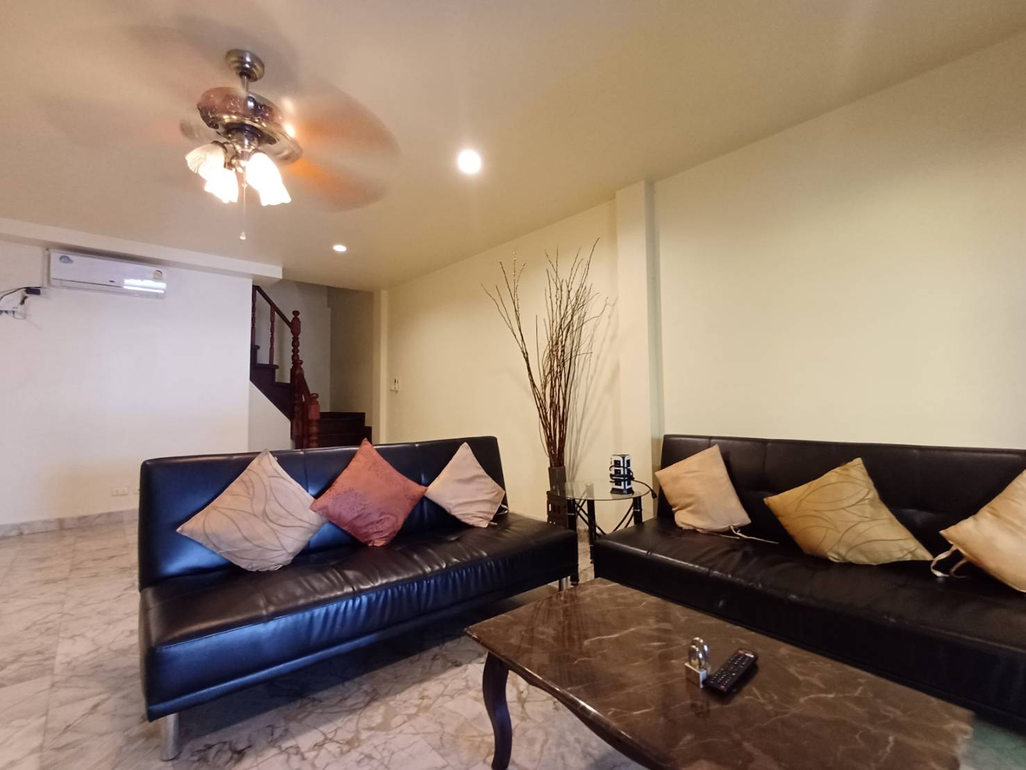 For Rent : Patong, Thai style townhouse, 2 bedroom 3 bathroom