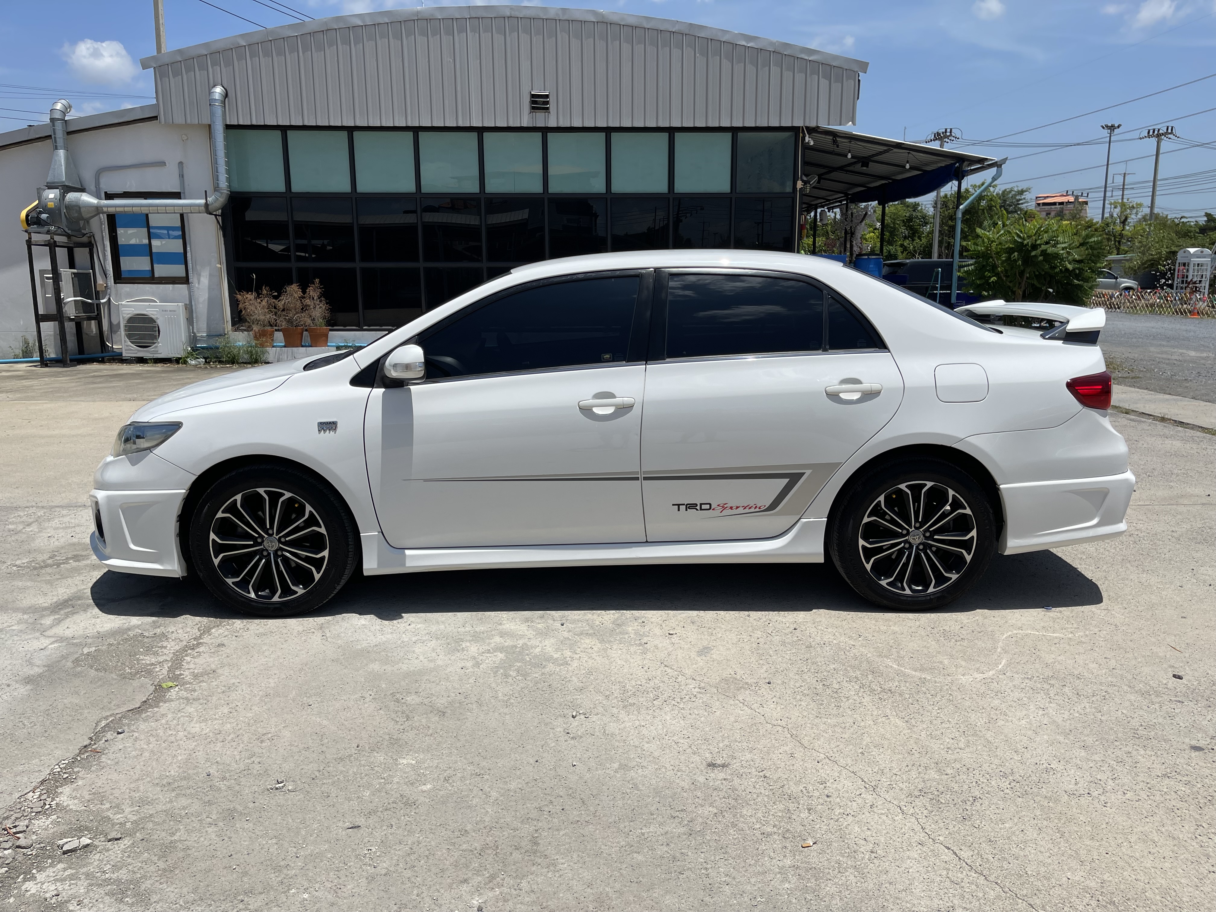 Toyota Altis 1.8 TRD Sportivo Dvd At 2013 ขาว